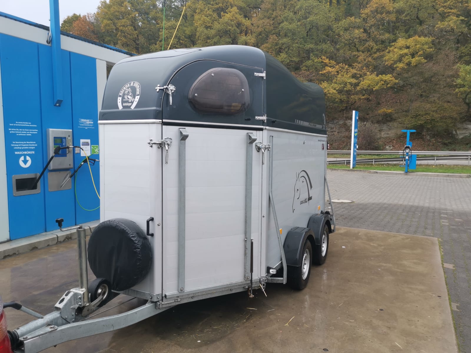 Kofferanhänger 2,5m x 1,3m x 1,5m Kasten mieten Umzug Anhänger Anhängervermietung – 4