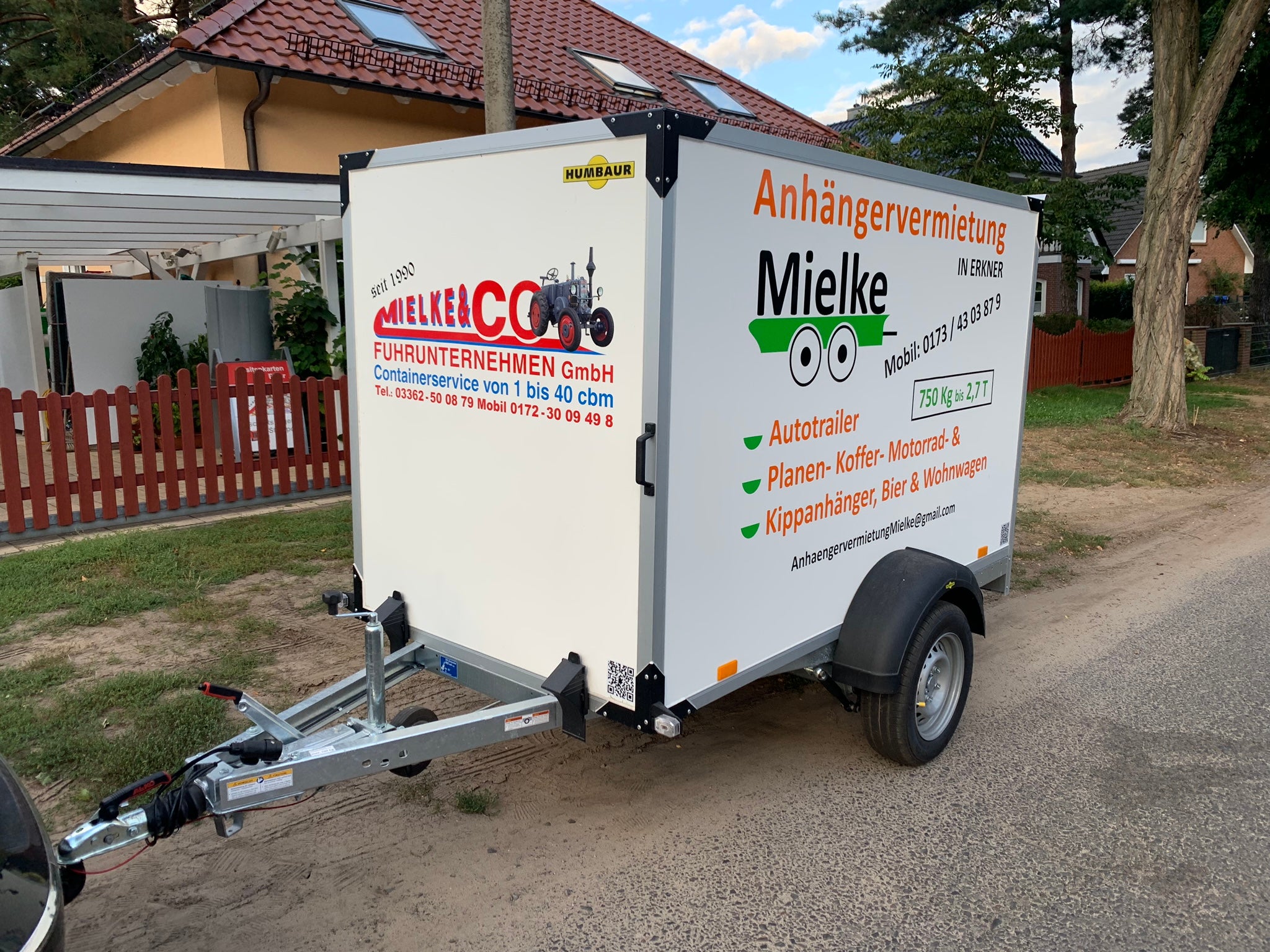 Kofferanhänger 2,5m x 1,3m x 1,5m Kasten mieten Umzug Anhänger Anhängervermietung