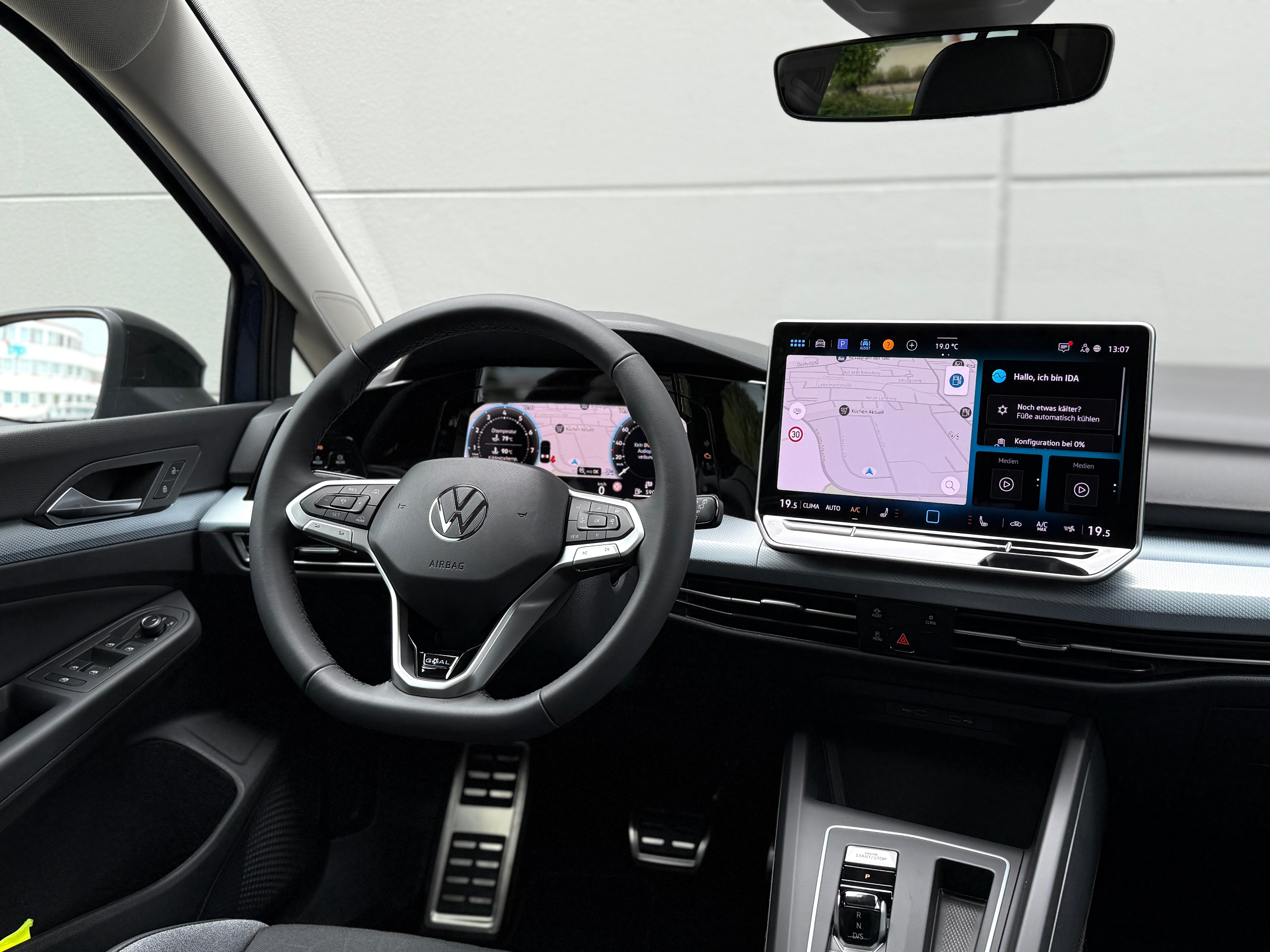 VW Golf 8.5 Automatik mieten Mietwagen Auto mieten Leihwagen rent – 4