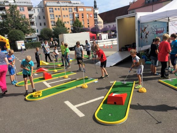 Minigolf, Minigolfbahnen, Mobile Minigolfbahnen