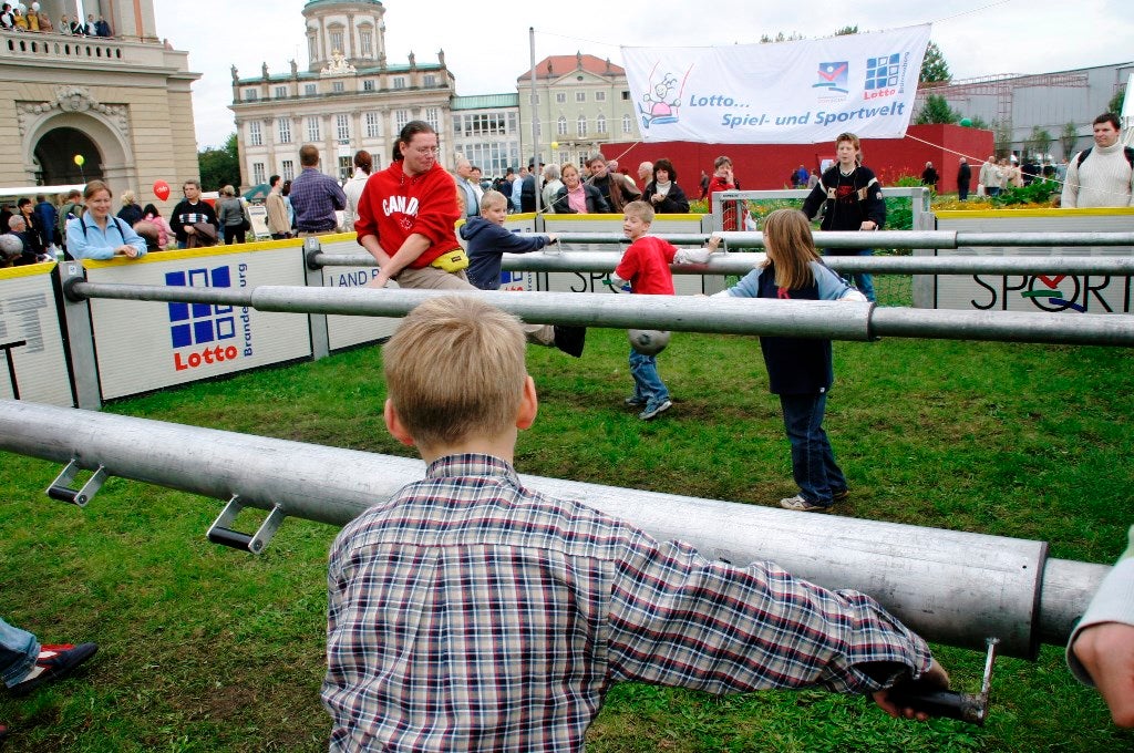 Human- Table Soccer, Menschenkicker XXL, Streetkicker XXL, Humankicker, Riesenkicker – 4