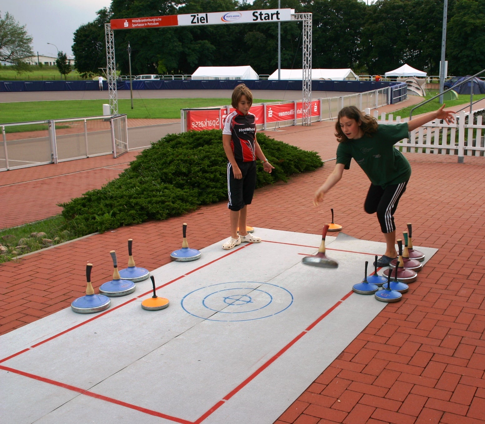 Sommercurling, Eisstockschießen, mobile Eisstockbahn