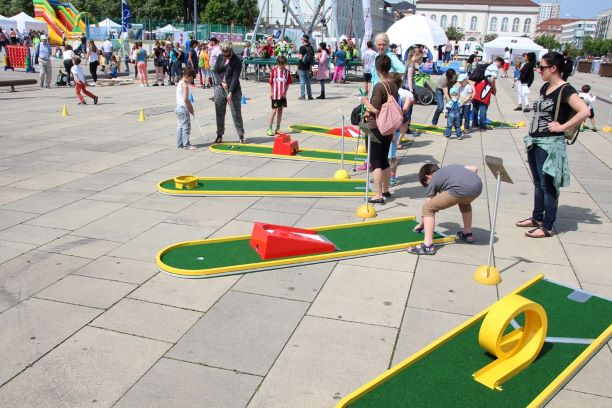Minigolf, Minigolfbahnen, Mobile Minigolfbahnen – 3