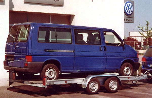 Autotransporter mit Seilwinde – 3