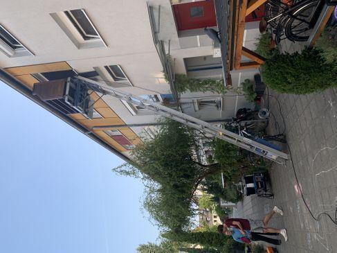 Möbellift Möbelaufzug Schrägaufzug Schräglift Stecklift Steckaufzug Umzuglift Umzugaufzug Umzugslift Umzugsaufzug Umzug Auszug Einzug mieten – 2