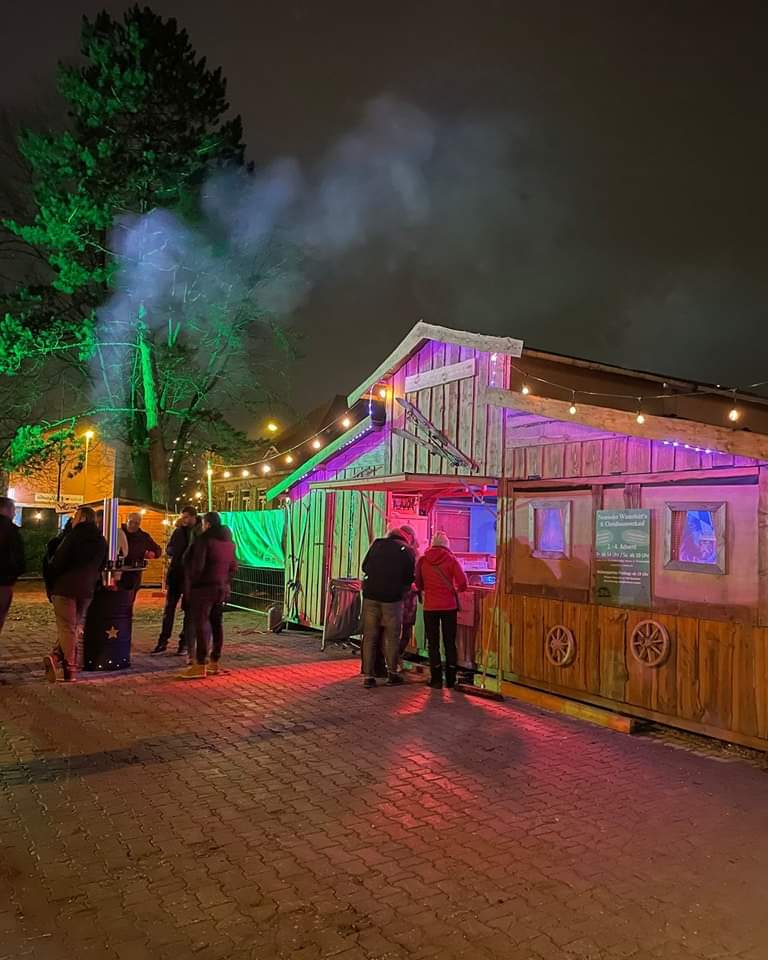 Rustikale Almütten (15m² - 70m²) für Hochzeiten, Geburtstage, Firmen- und Vereinsfeiern – 4