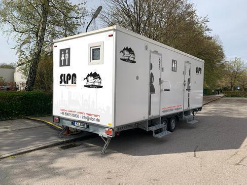 Hochwertiger Sanitäranhänger mieten - Komfort & Hygiene für Ihre Veranstaltung (Toilettenwagen, Kloanhänger, Klowagen, Toilletenanhänger) – 3