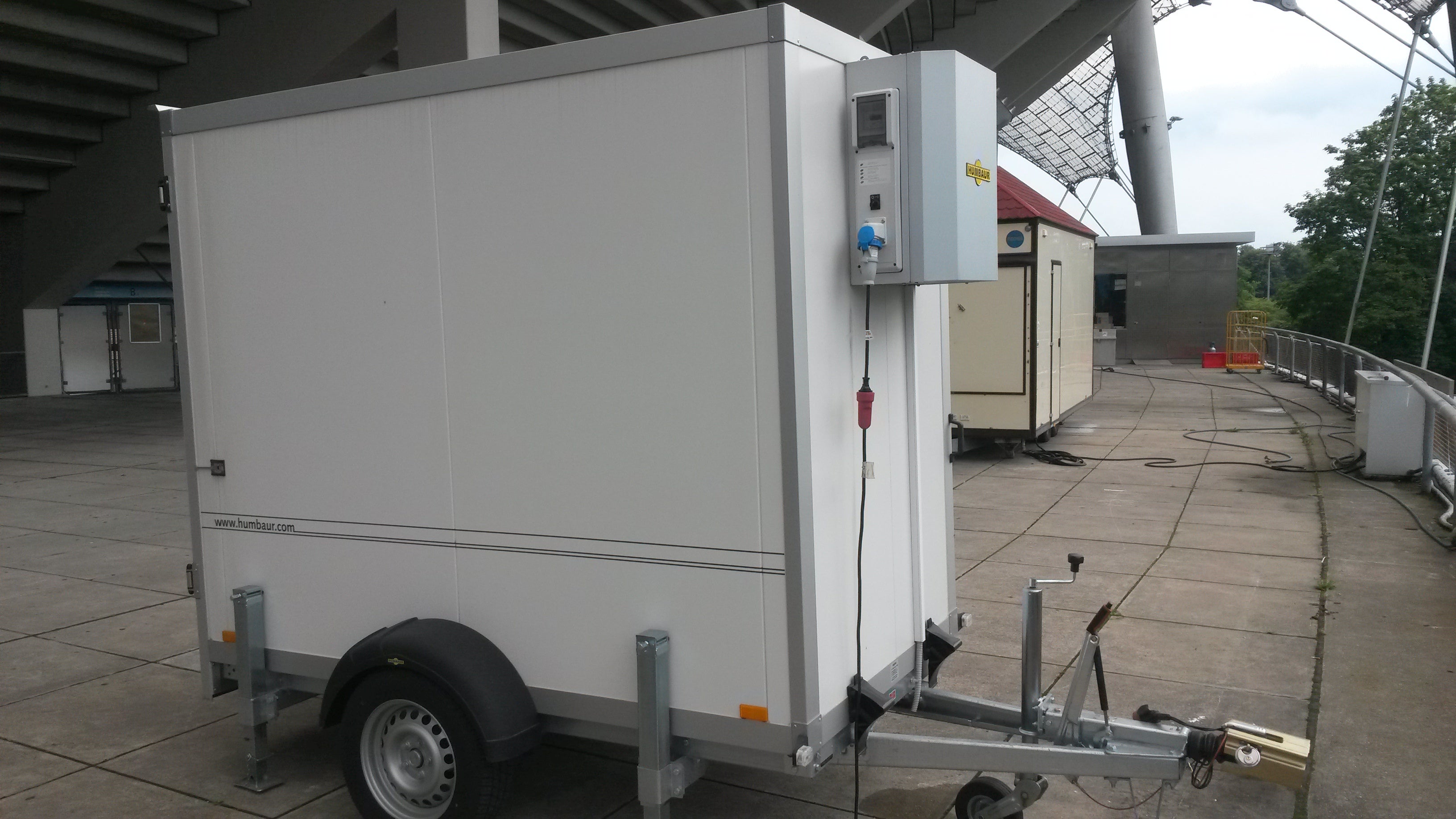 Kühlanhänger / Kühlwagen 220V 1,3t mit 100km/h Zulassung – 2