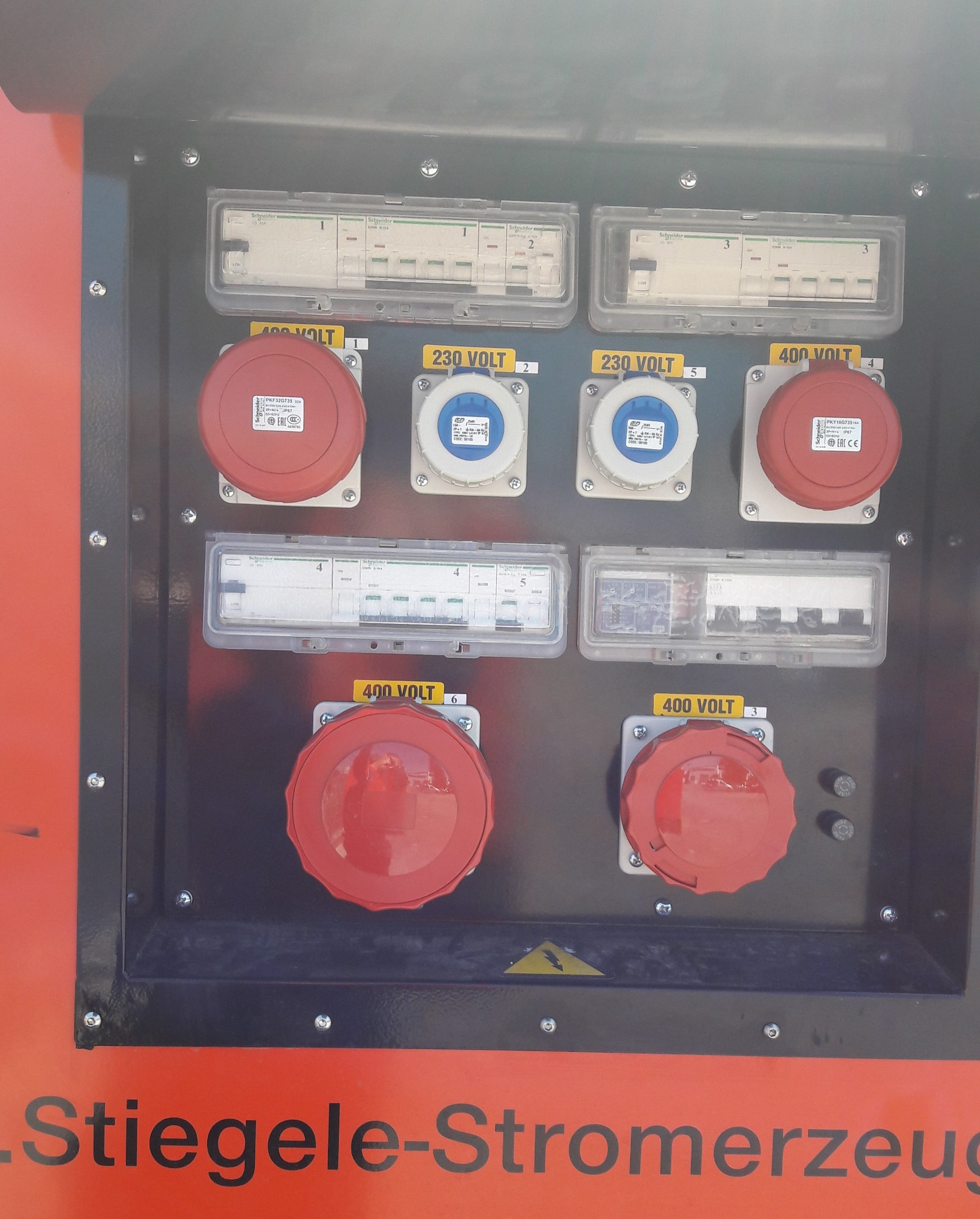 Stromaggregat / Stromerzeuger 200 kVA / 160 kW – 4