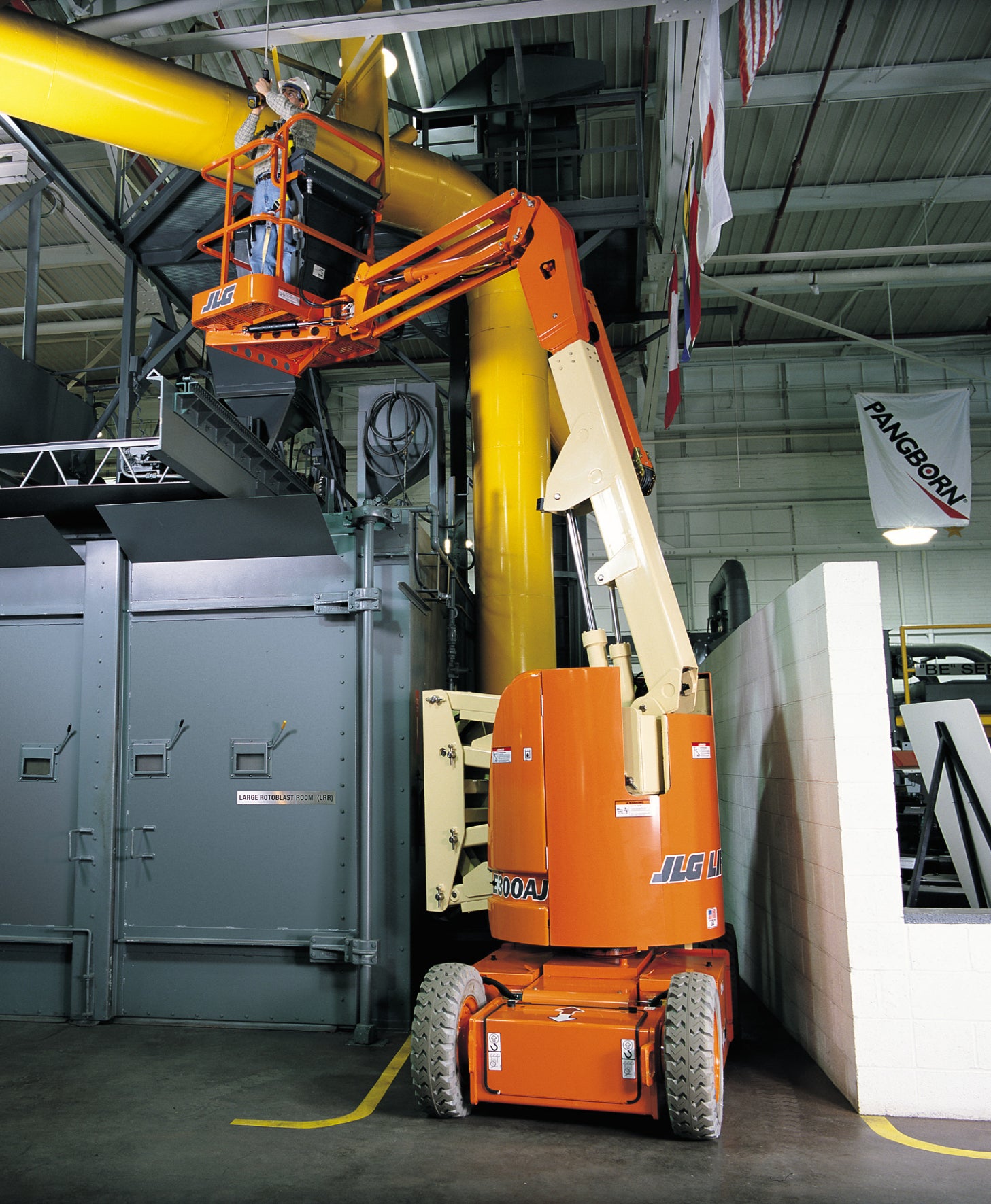 Gelenkteleskoparbeitsbühne Elektro 11 m - JLG E300 AJP – 3