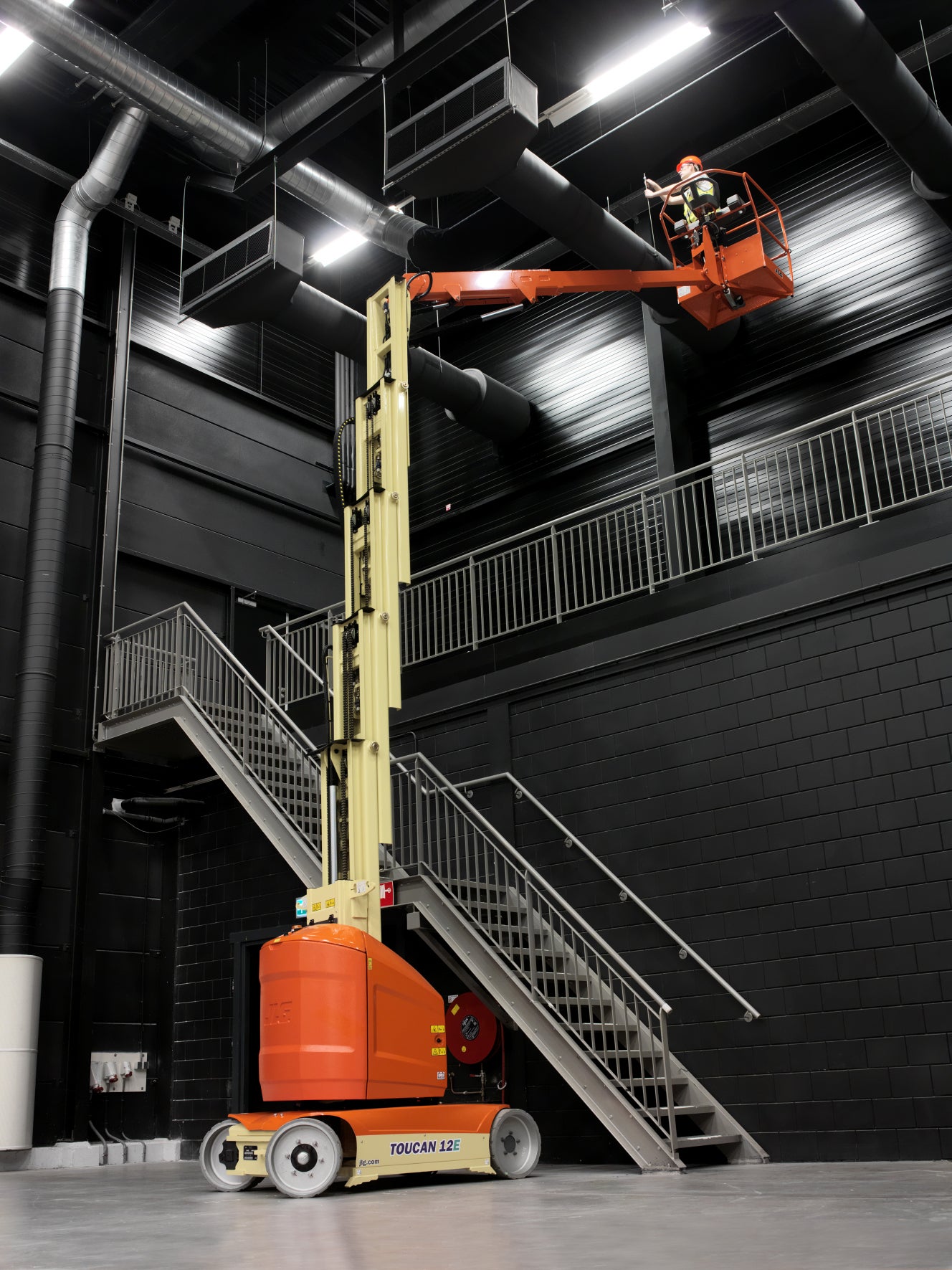 Senkrechtlift Elektro 12 m - JLG T12E Plus Toucan – 4