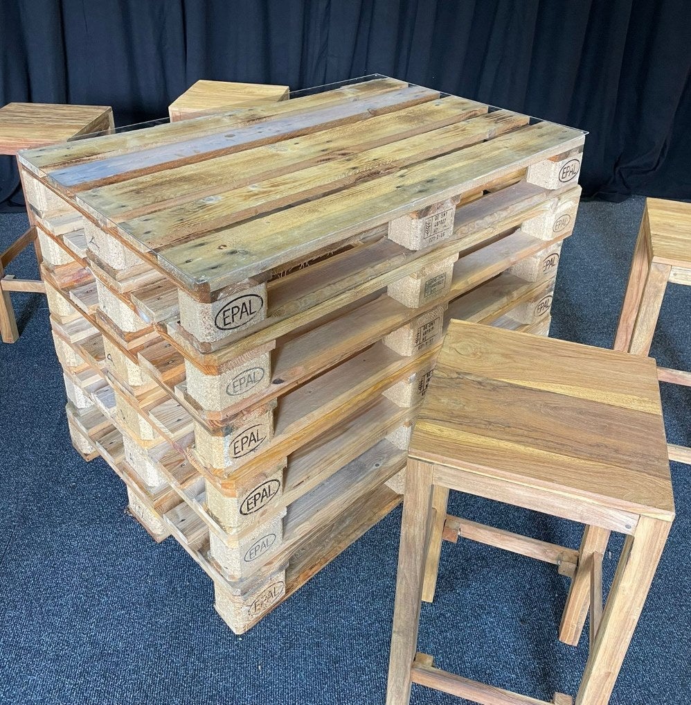 Sonnenschirm , Palettenmöbel, Paletten Lounge, Outdoor Möbel mieten – 2