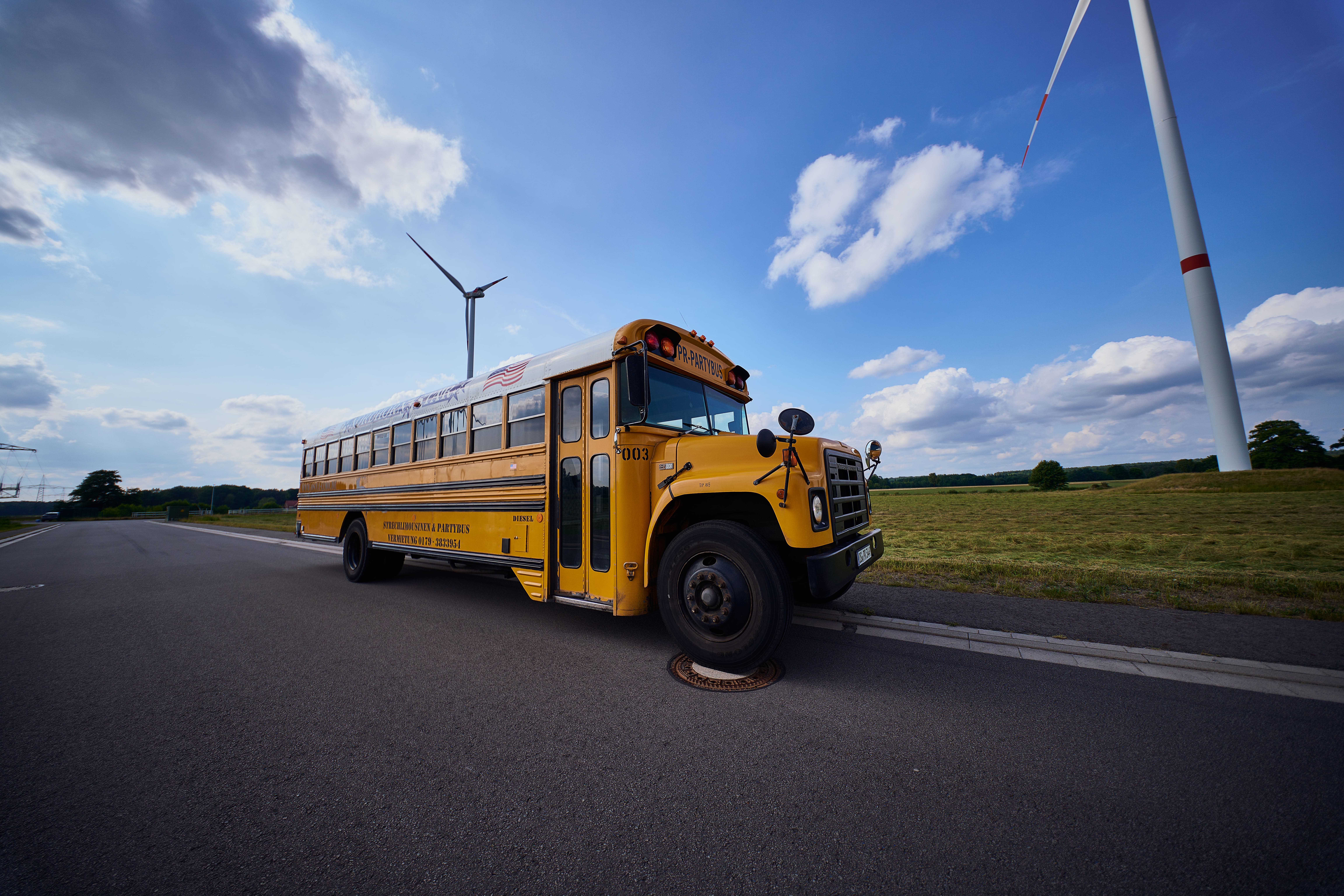 US Partybus Schoolbus (bis 28 Pers.) – 4