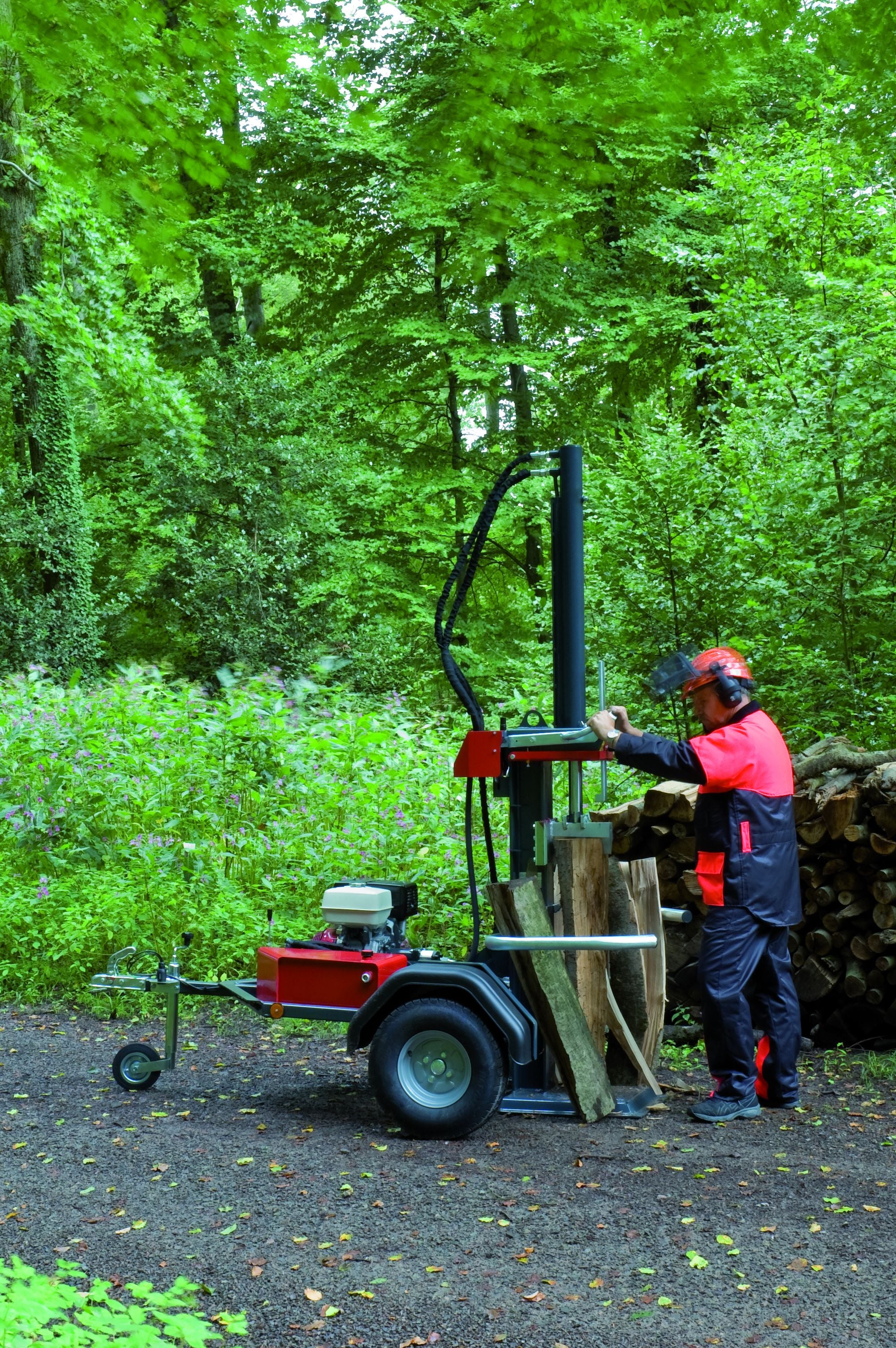 Holzspalter 16 t mit Benzinmotor auf Fahrgestell 80 km/h – 2