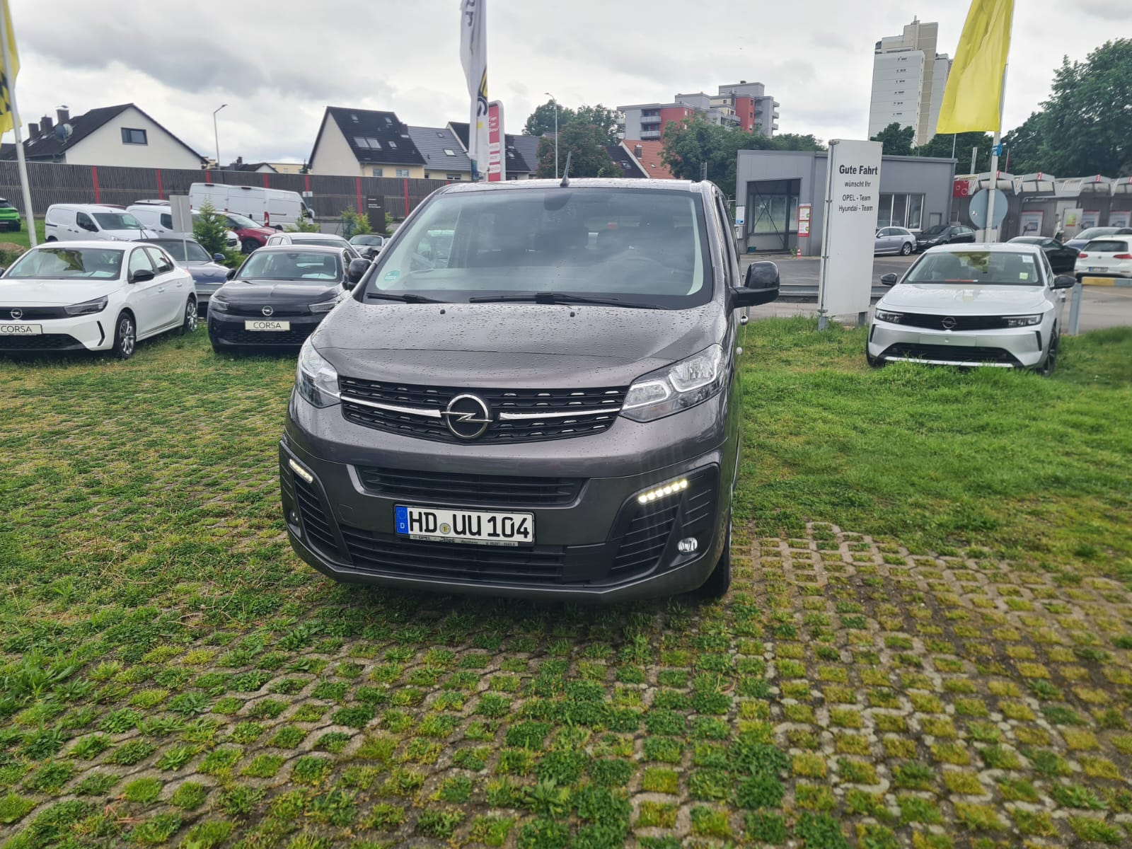 Opel Vivaro Kombi L (L3) – 2