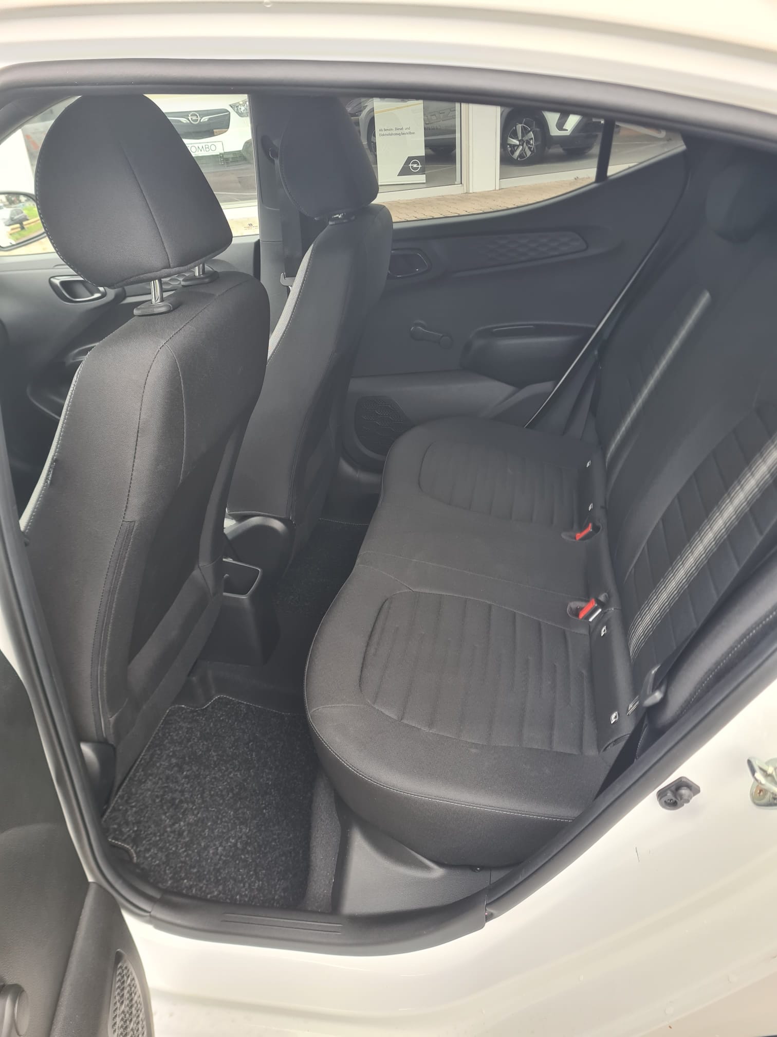 Hyundai i10 Trend – 4