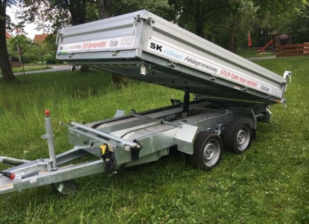 3 Seitenkipper Baumaschinentransporter Anhänger mieten 3500kg inkl Auffahrrampen bis 2800 kg – 3