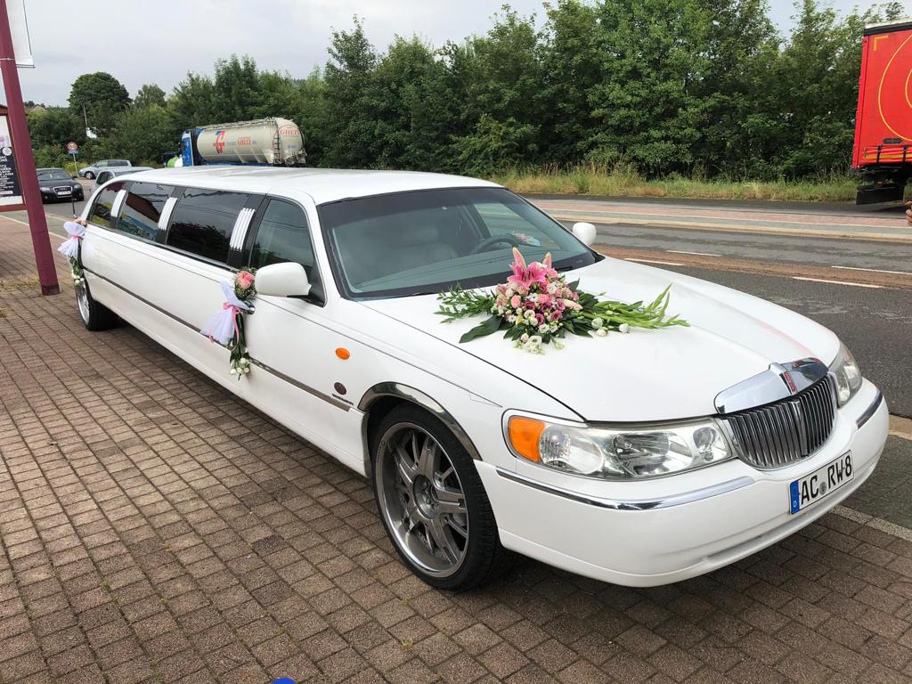 Ford Lincoln Stretchlimousine mieten für 8 Personen, 8,60m Luxus Pur, Hochzeitsauto, Geburtstage, Jungesselenabschiede, Partyfahrten, Events – 3