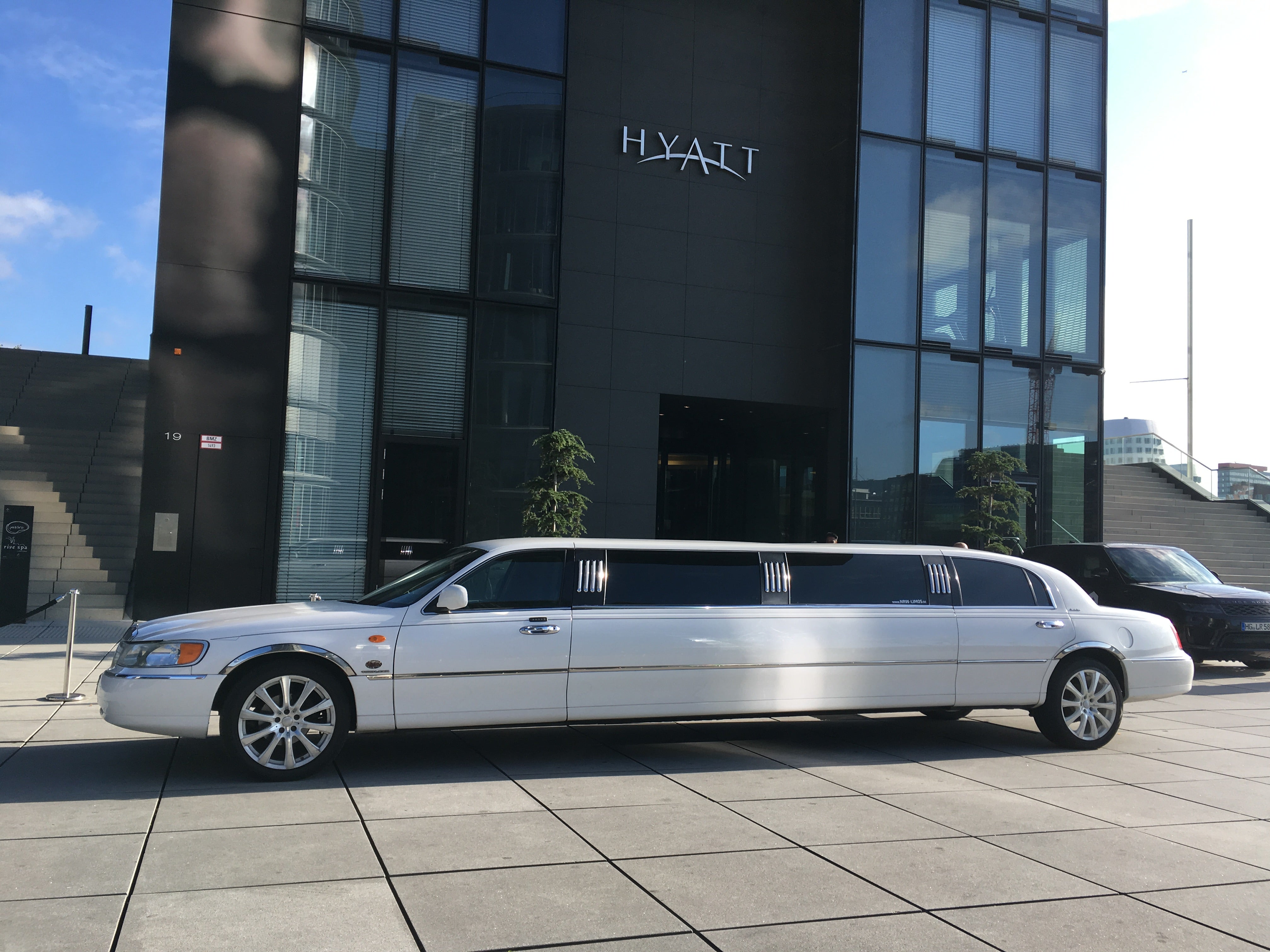 Ford Lincoln Stretchlimousine mieten für 8 Personen, 8,60m Luxus Pur, Hochzeitsauto, Geburtstage, Jungesselenabschiede, Partyfahrten, Events – 2