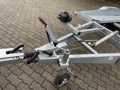 Autotransporter Brenderup D06 / U 120 kipper L= 4.000 x B= 2.040 mm 3,0to – 2