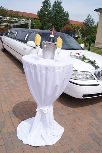 Lincoln Towncar Stretchlimousine als Hochzeitsfahrzeug