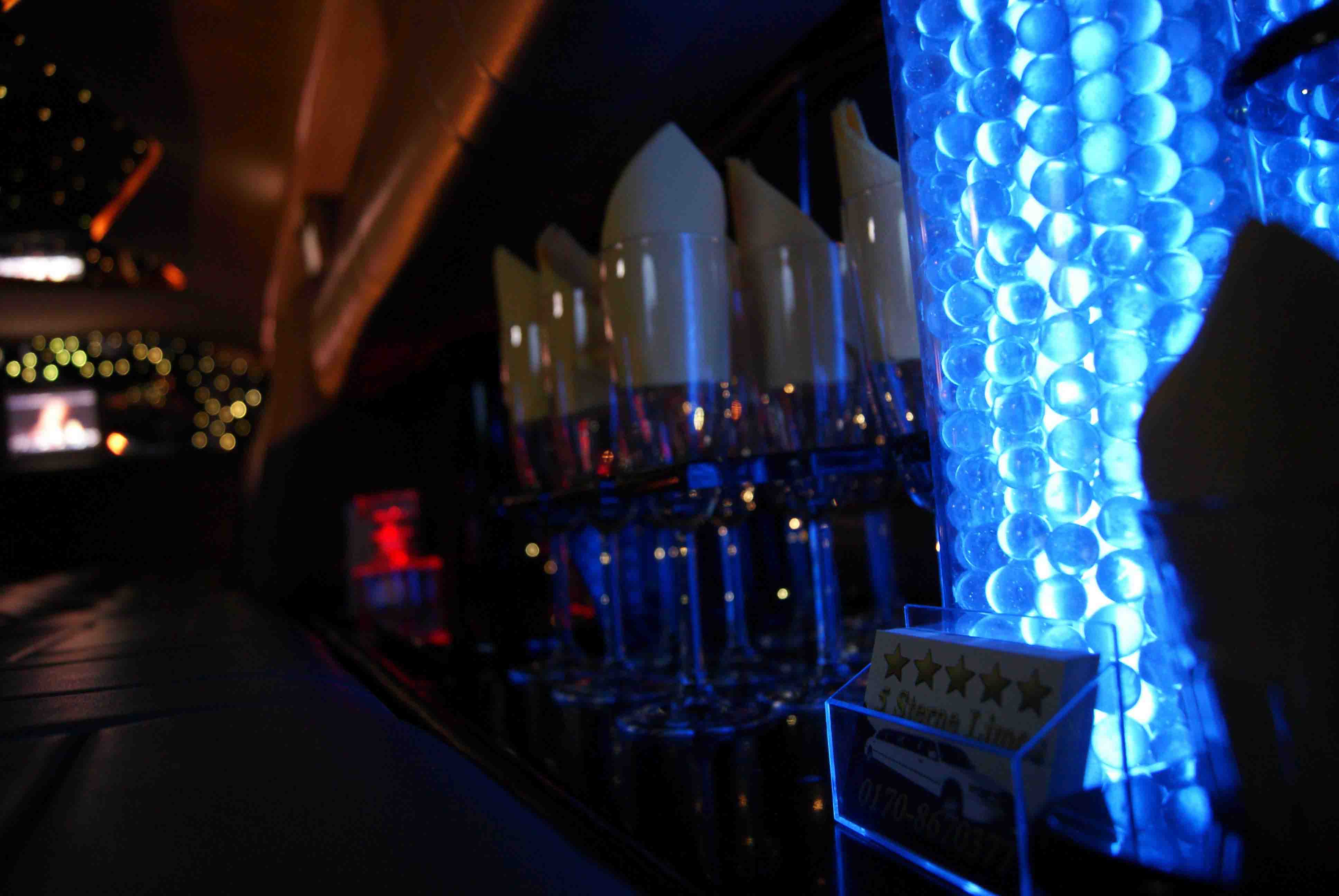 Party Stretchlimousine Top Soundanlage und Lichteffekte – 3