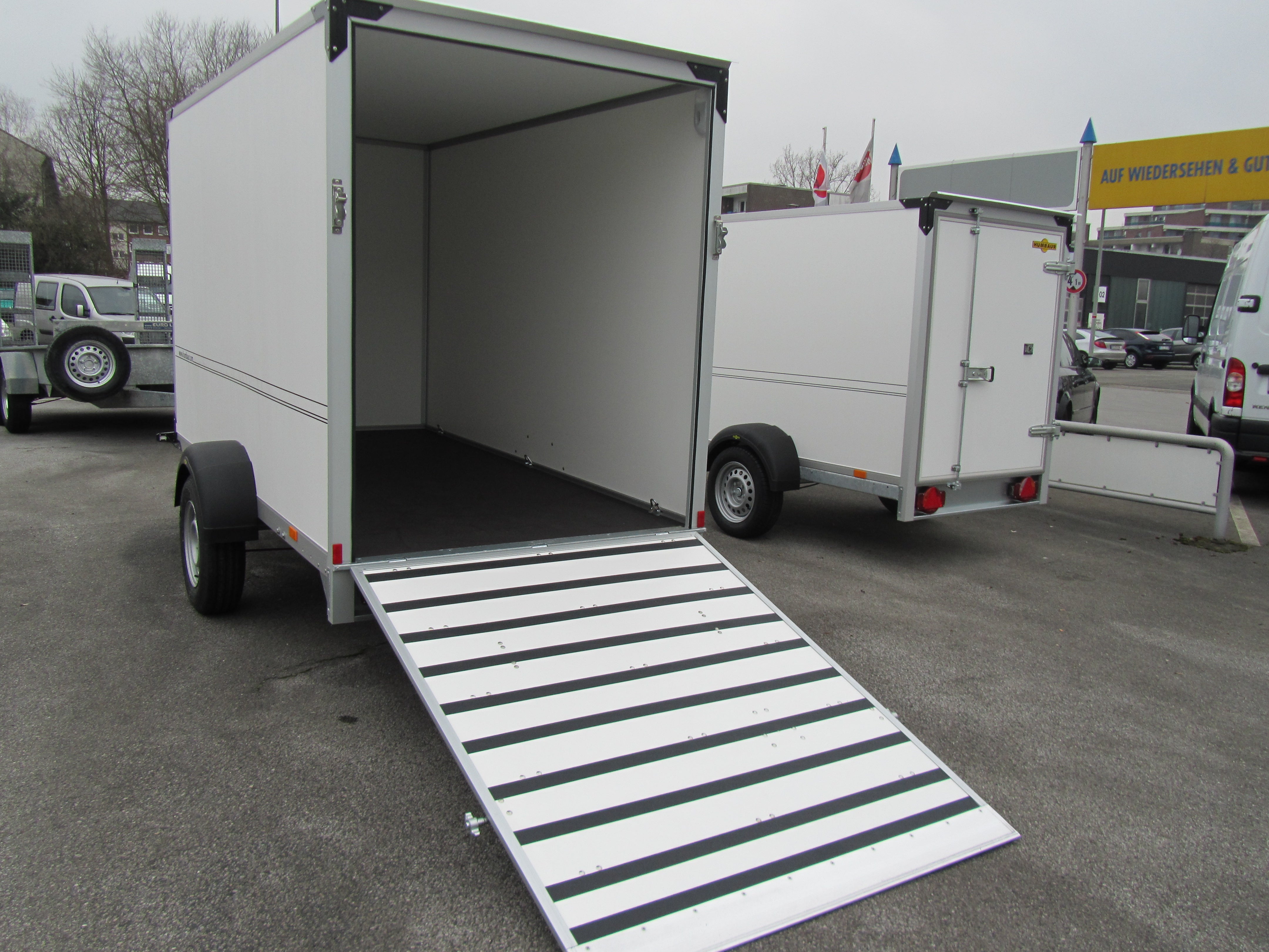 Kofferanhänger Anhänger 1300 KG Laderaum 3.0x1.5x1.8m Transportanhänger Koffer Abschließbar 100 km/h Motorradtransport – 2