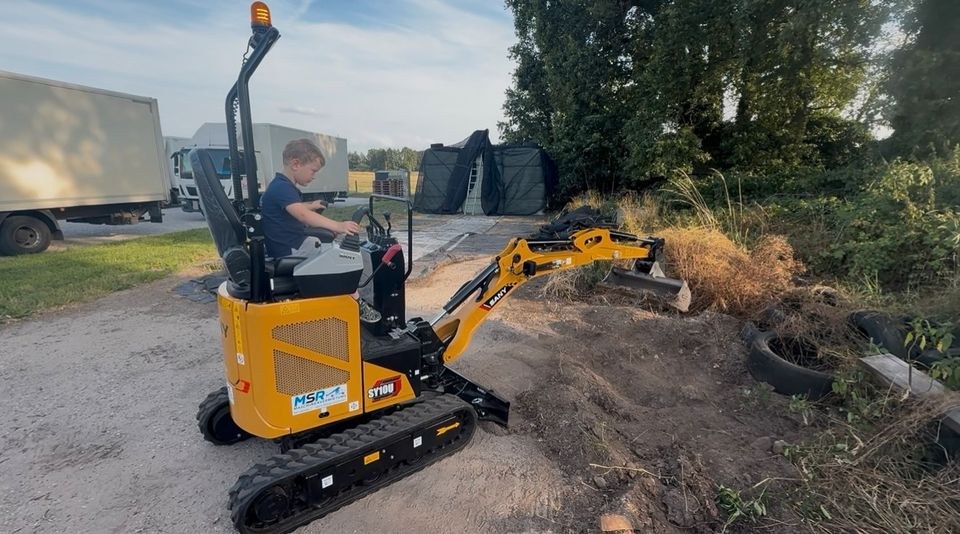 Mikrobagger Minibagger Sany SY10U 1,2t 75cm mieten in Gelsenkirchen
