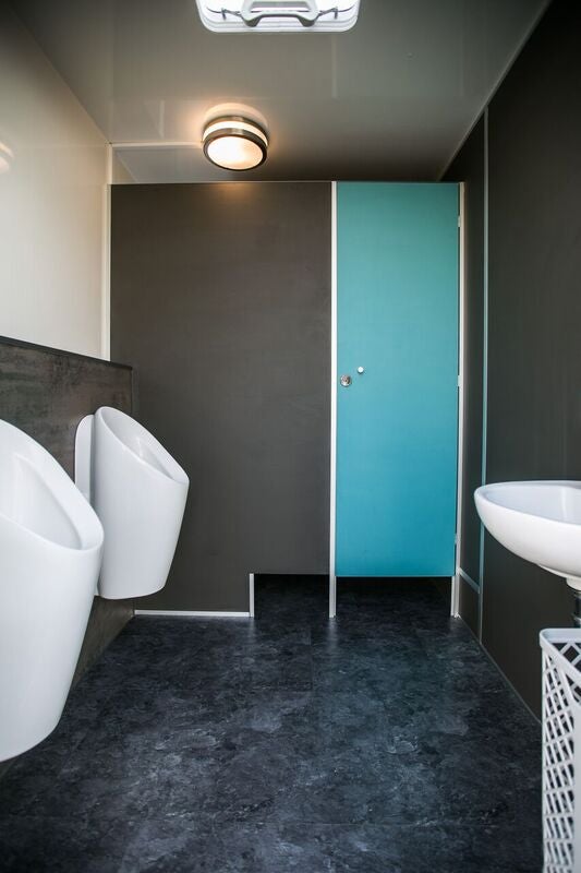 Toilettenwagen Mini Plus für max. 200 Pers. – 3