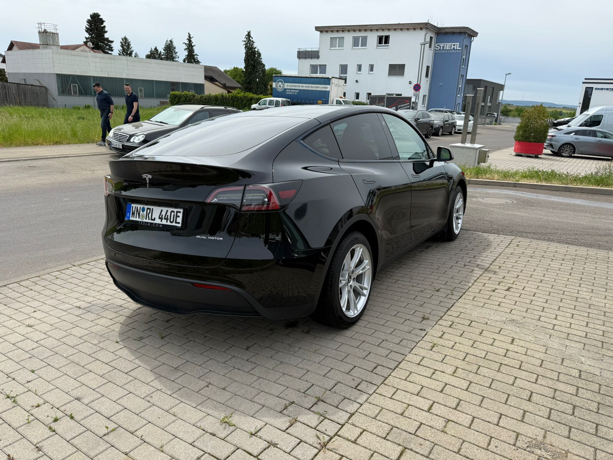 TESLA Model Y – 4