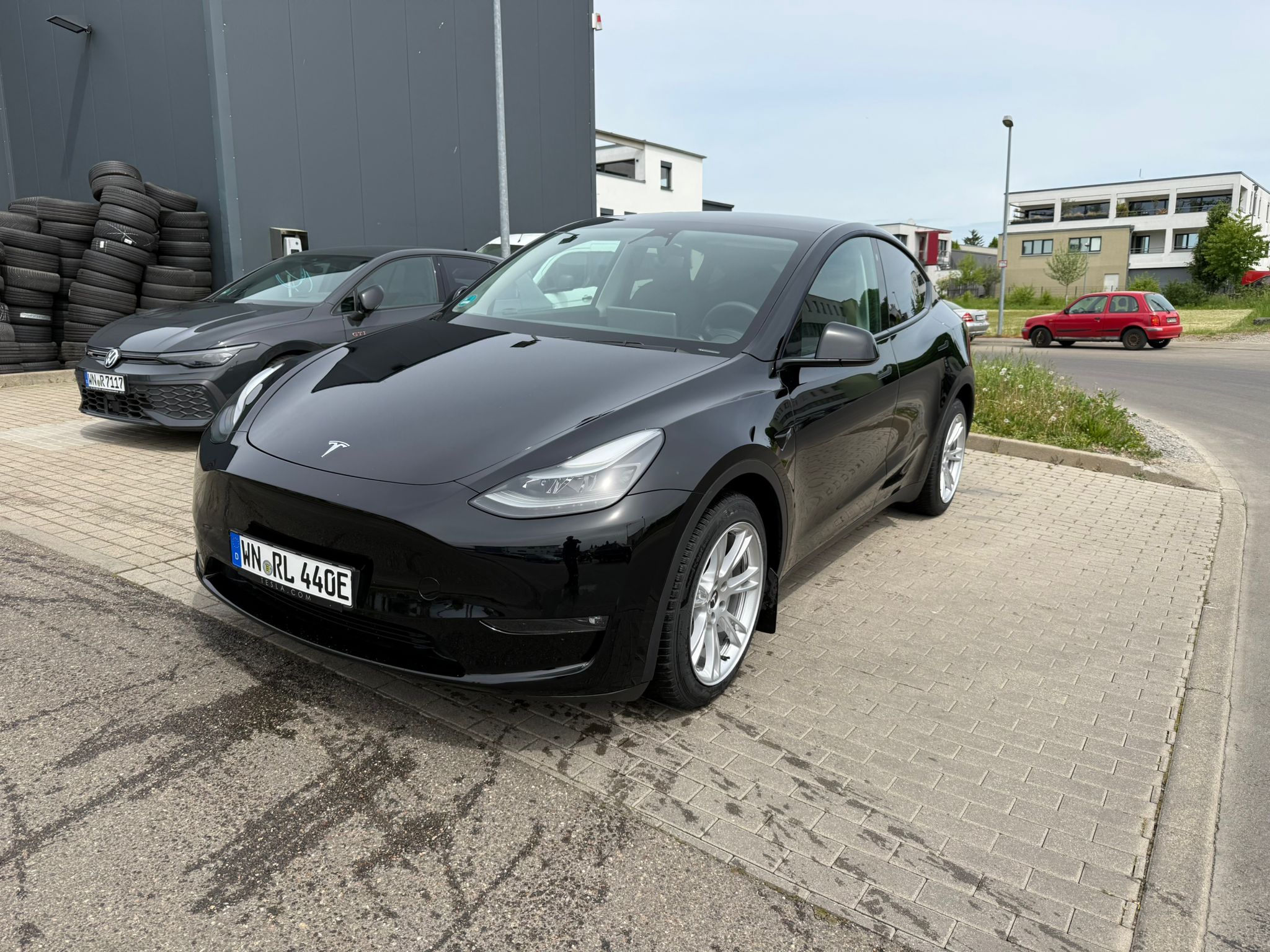 TESLA Model Y – 2