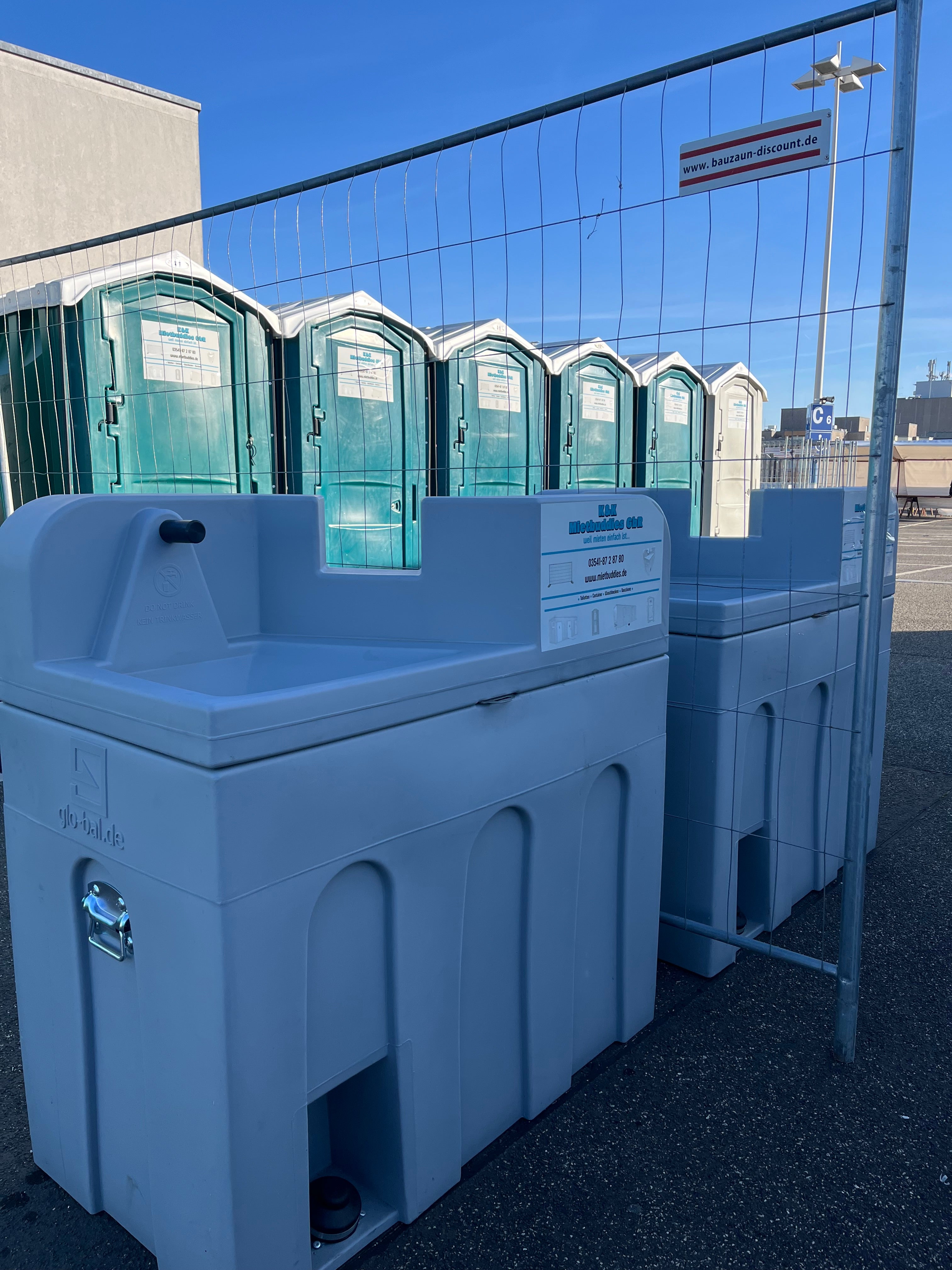Eventoilette Toilettenkabine Mobile Handwaschstationen Urinale