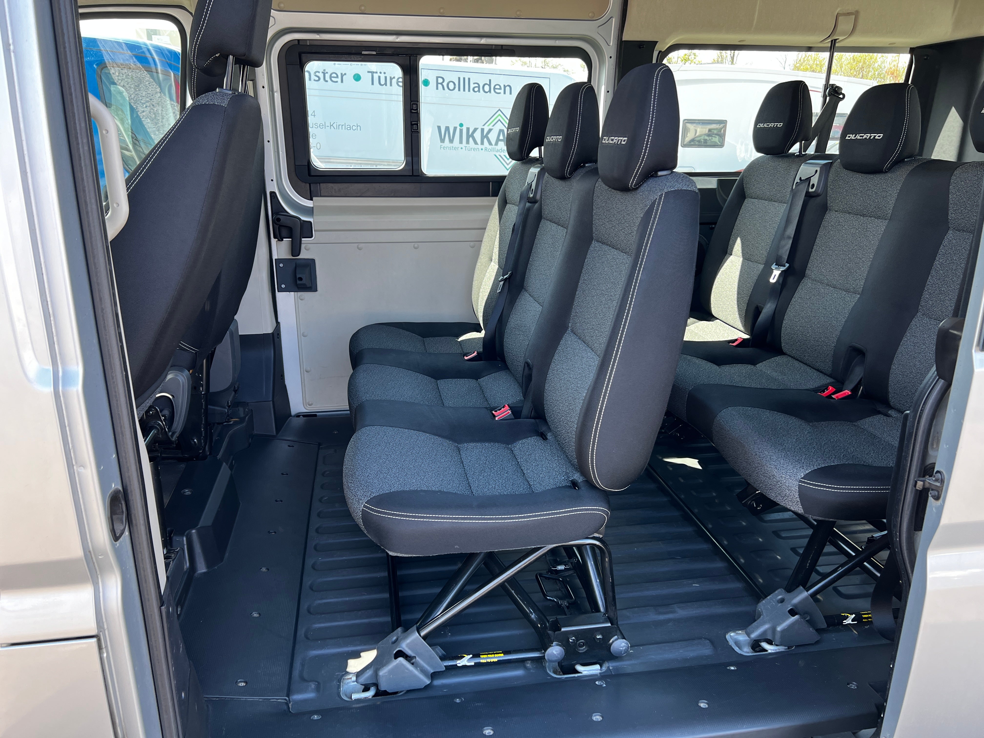 Fiat Ducato 9-Sitzer Bus/Shuttle Urlaubsbus groß – 4