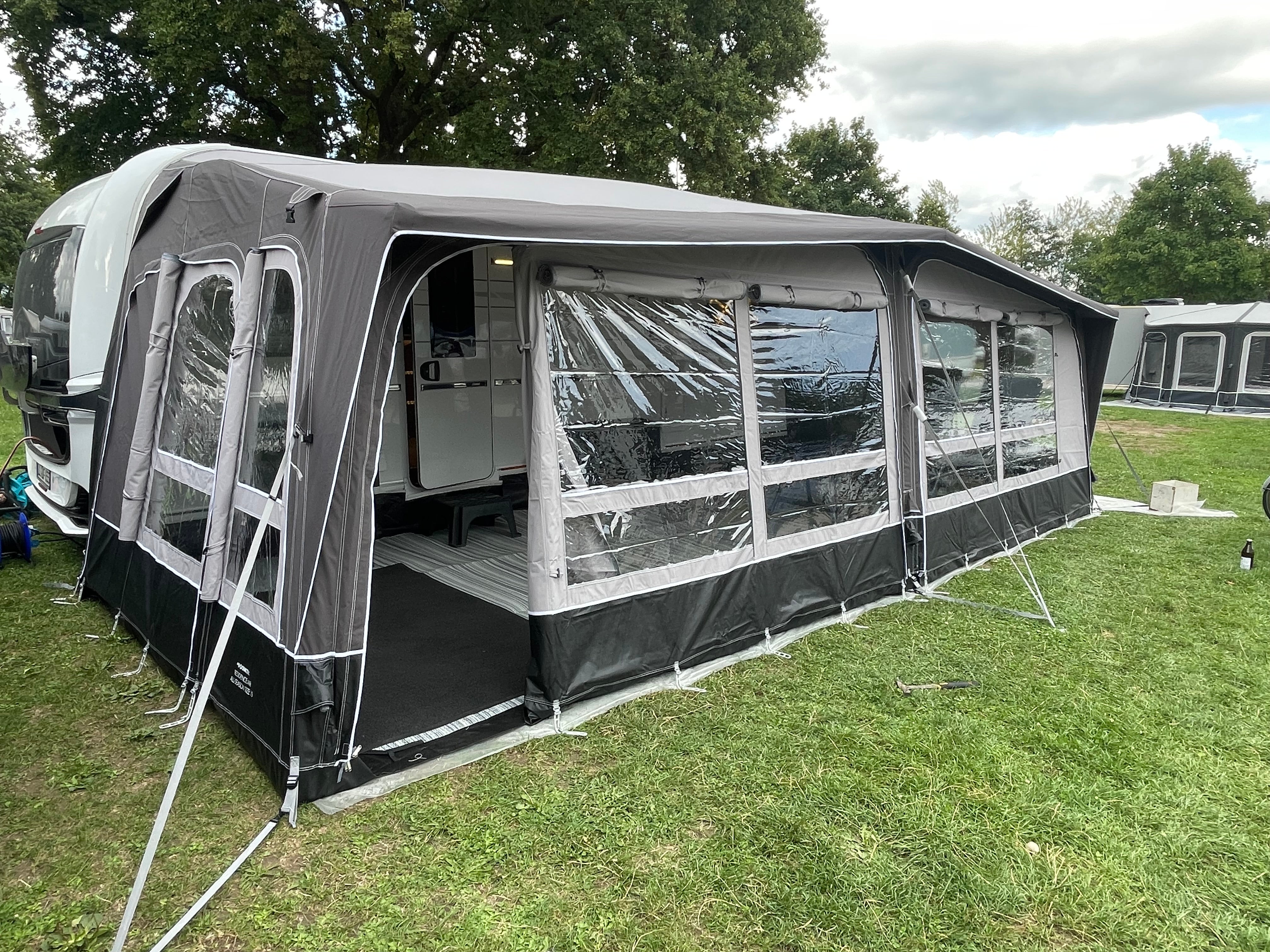 Luxuriöser Wohnwagen zur Miete: Tabbert Cellini 655 DF – 4