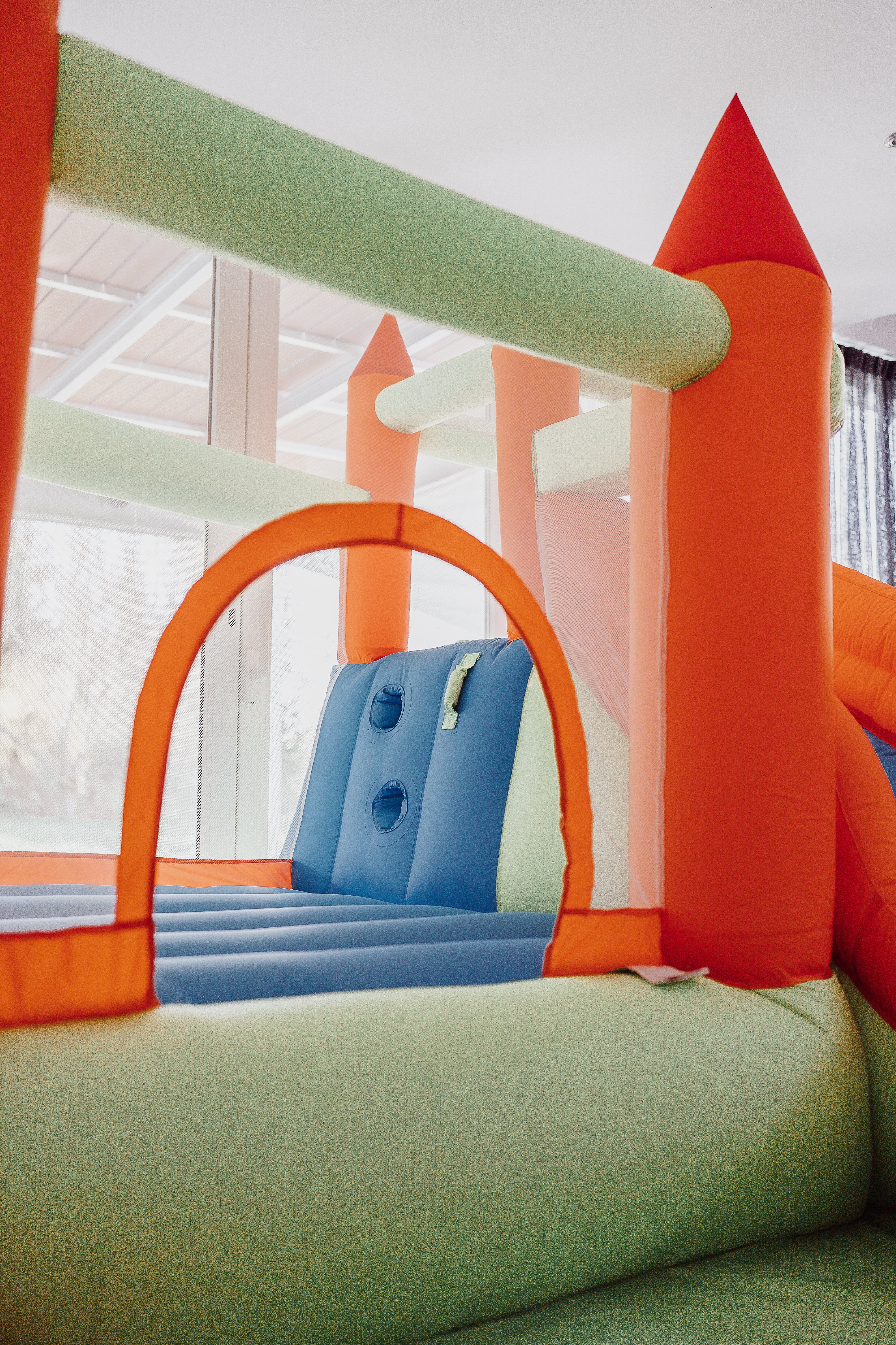 Hüpfburg mit Rutsche Kindergeburtstag | 310 x 270 x 210 | EINFACH Mieten Vermieten – 3