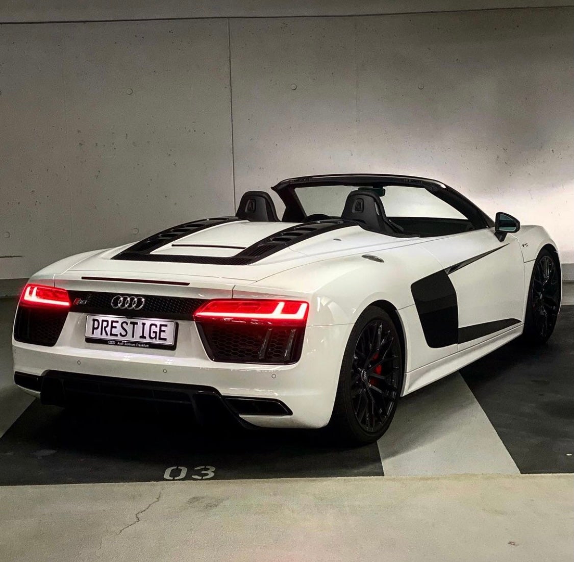 AUDI R8 V10 PLUS SPYDER MIETEN LEIHEN MIETWAGEN NO C63 M4 S63 M6 – 4