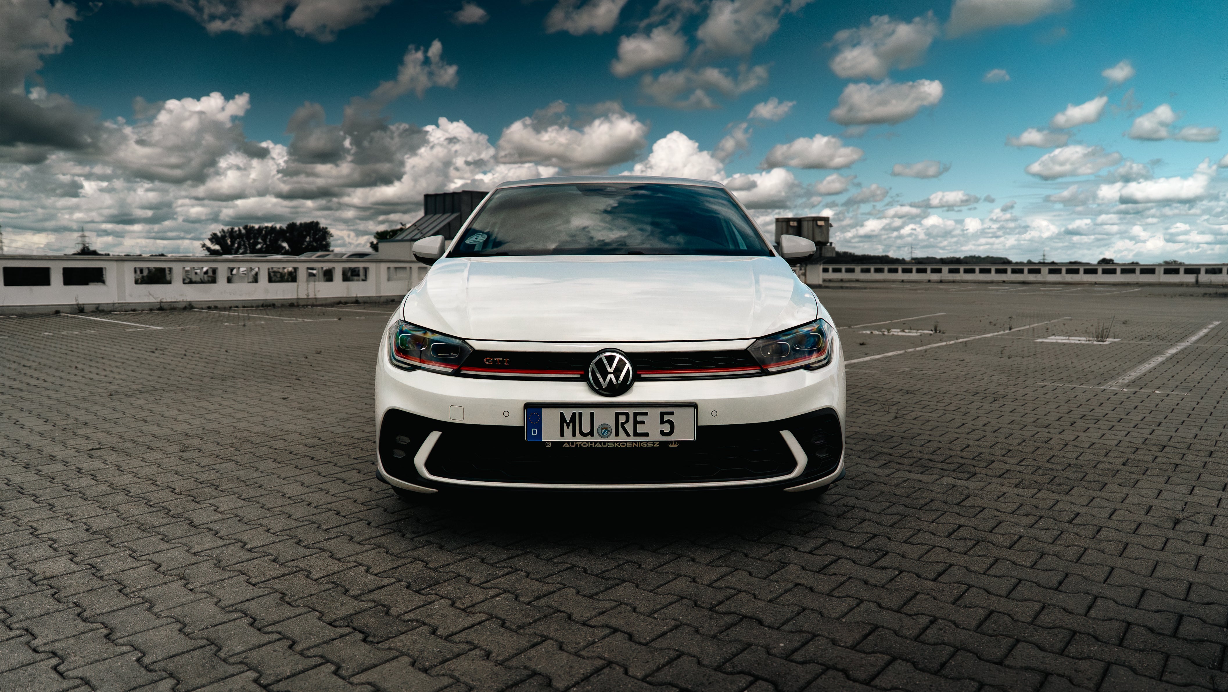 VW Polo GTI 2024 Weiß mieten ab 89€ | 207 PS DSG Automatik | Rent500 – 2
