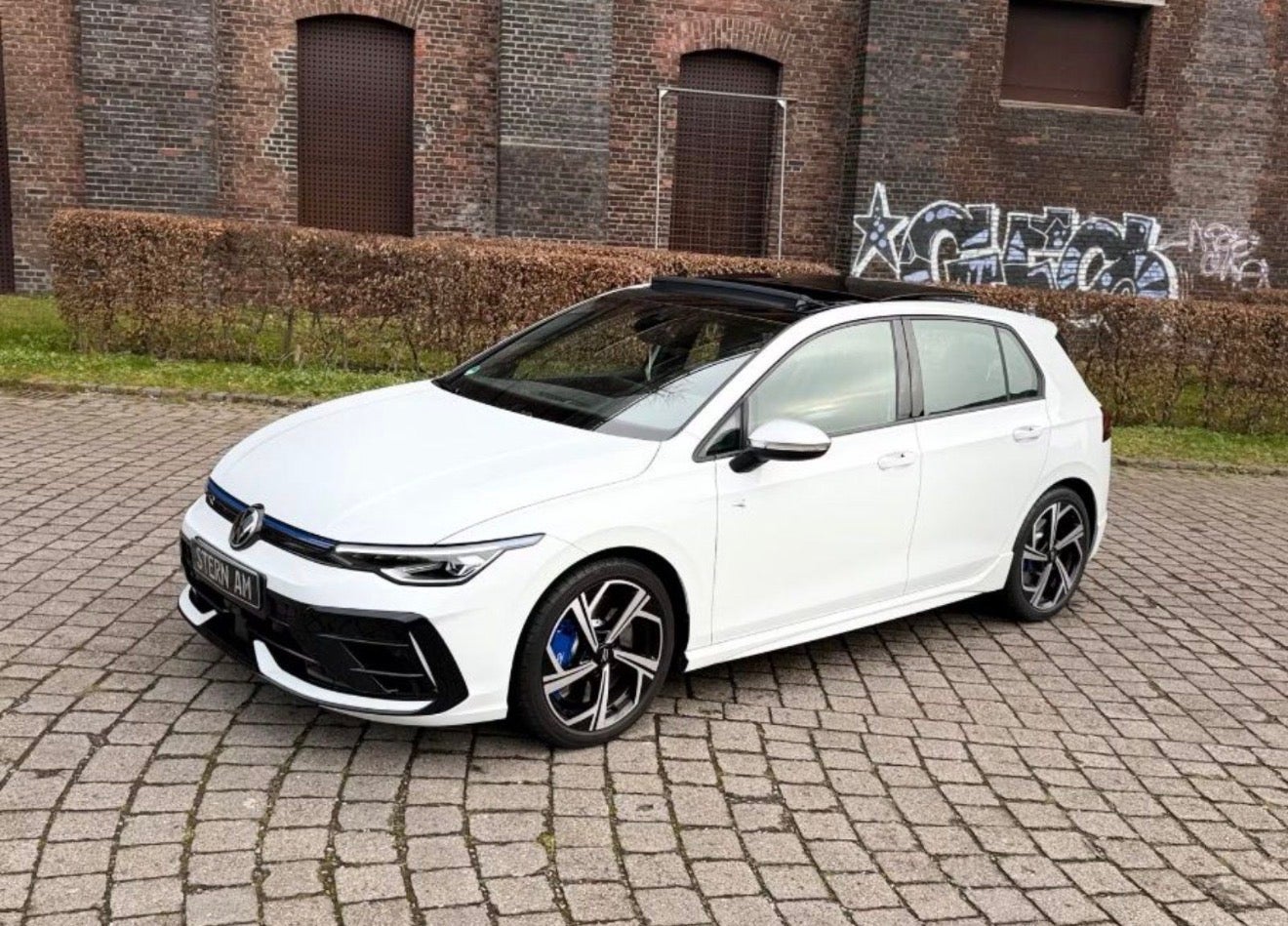 Golf R