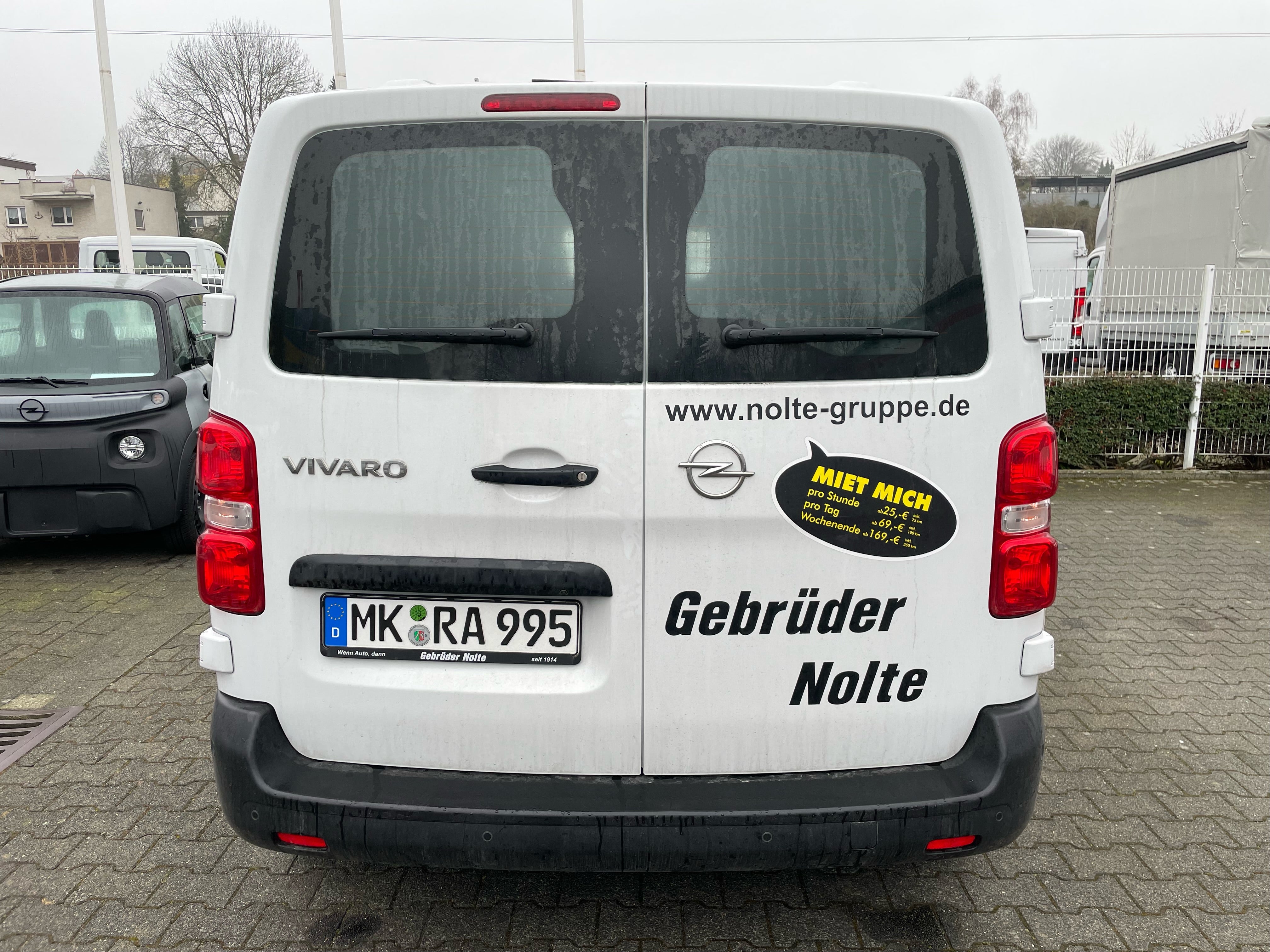 Opel Vivaro Kastenwagen – Praktischer Transporter für Umzüge und Transporte – 3