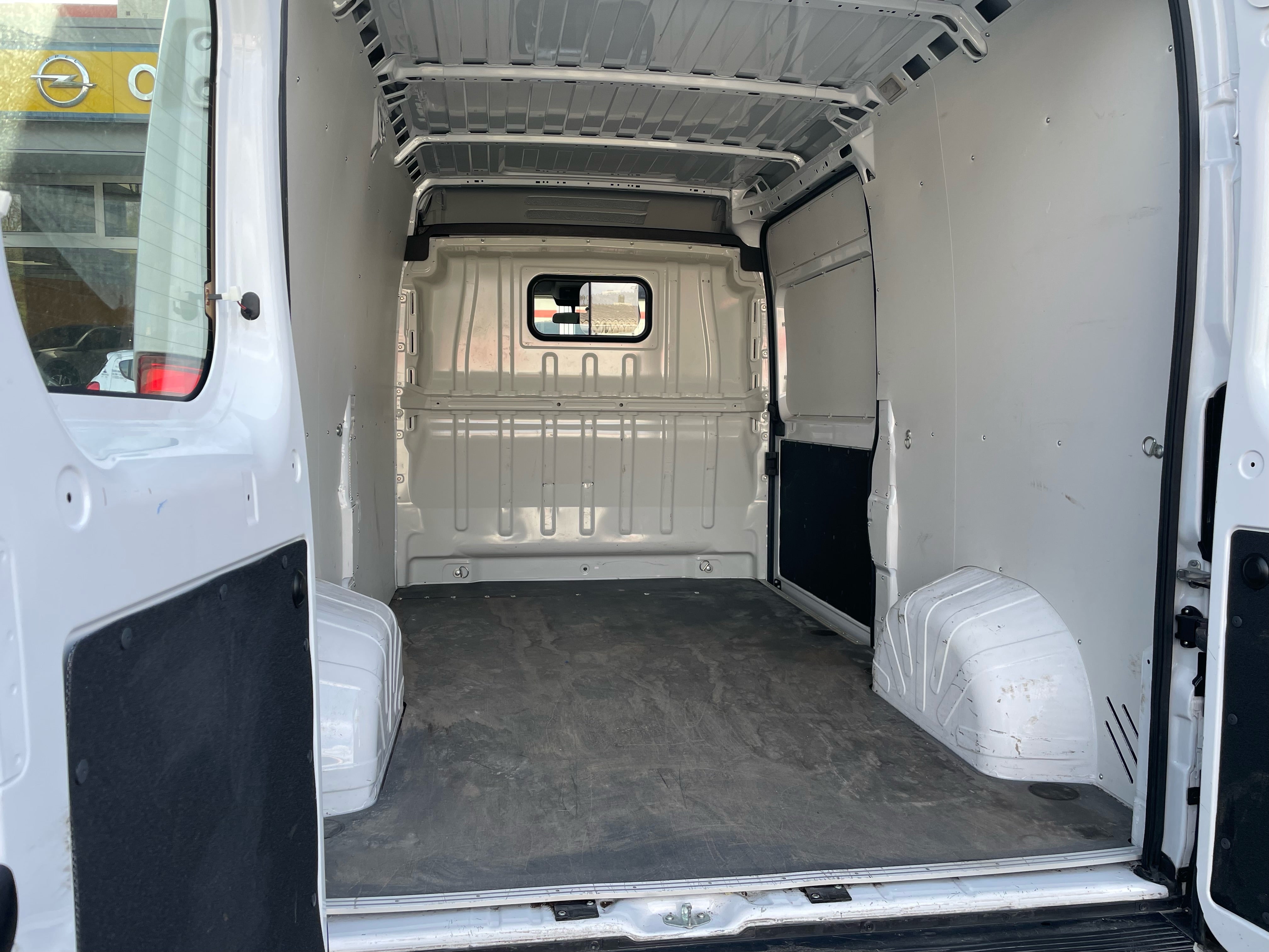 Opel Movano Transporter – 4