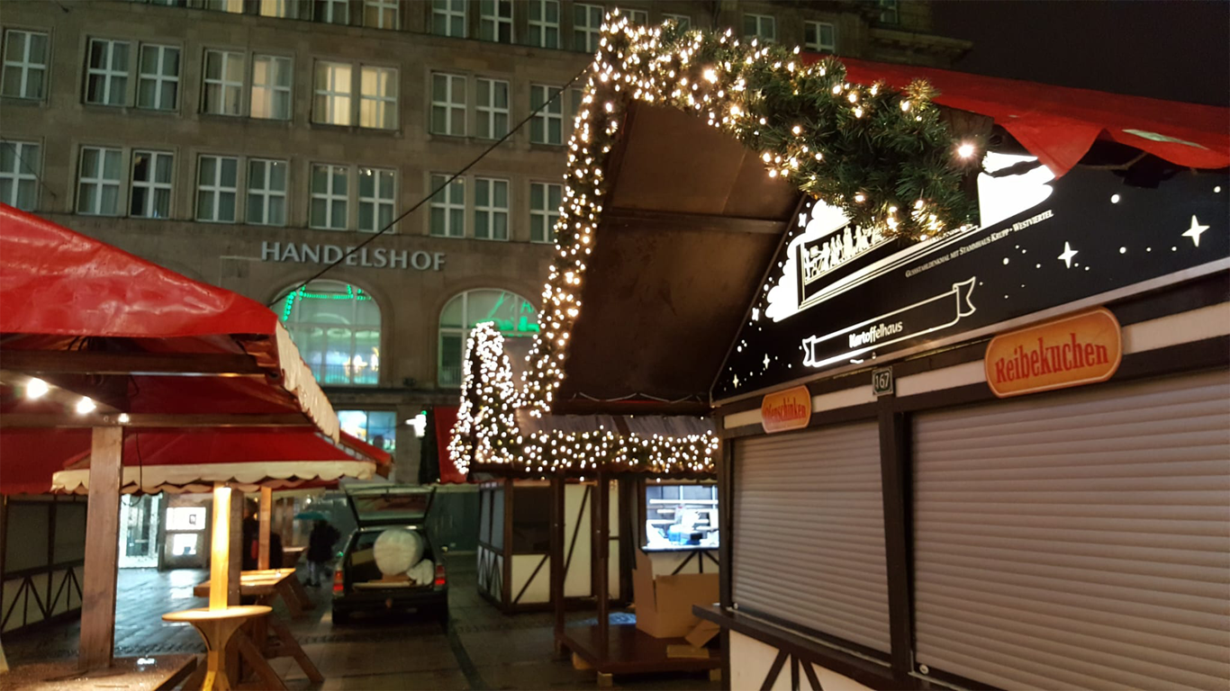 Gastro/ Weihnachtsdorf – 2