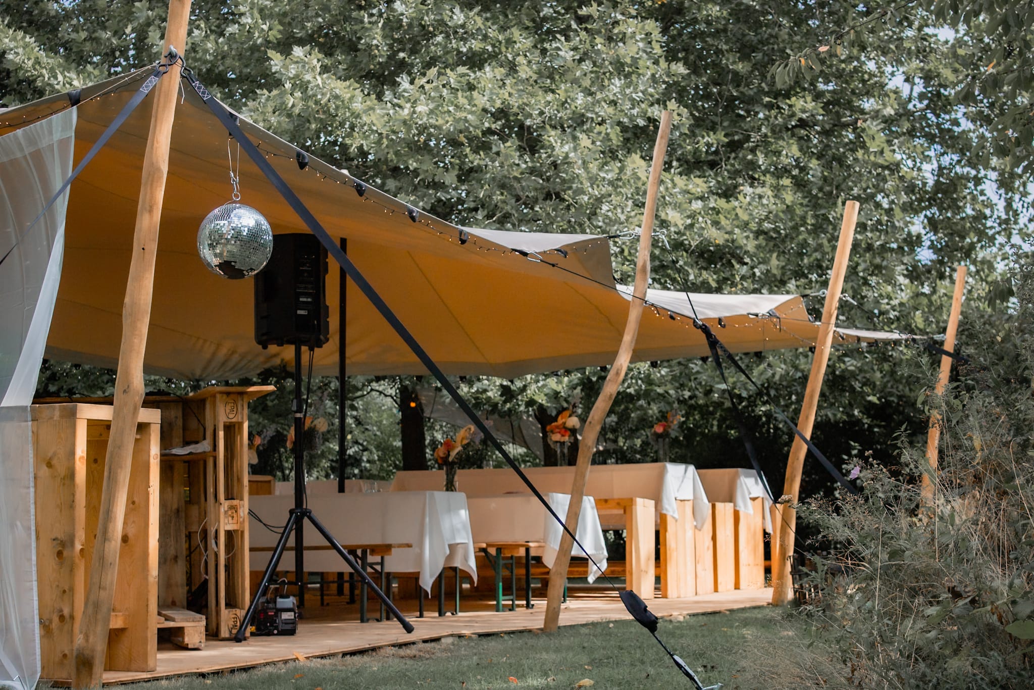 Stretchzelt 12×8 m (bis 80 Personen) mieten – OWL / Borgholzhausen, ab 870 € – 3