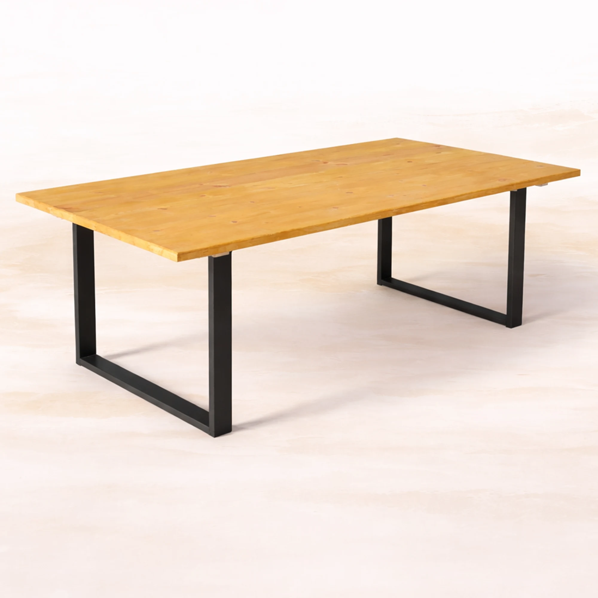 Holzbohlentisch 200×100 cm mieten – OWL / Borgholzhausen, ab 35 €