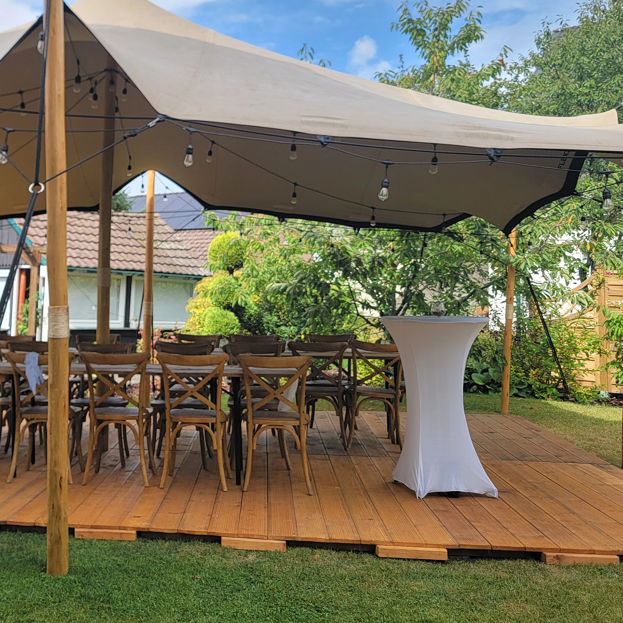 Holzboden für Party- & Festzelte mieten – OWL / Borgholzhausen, ab 8 € – 3