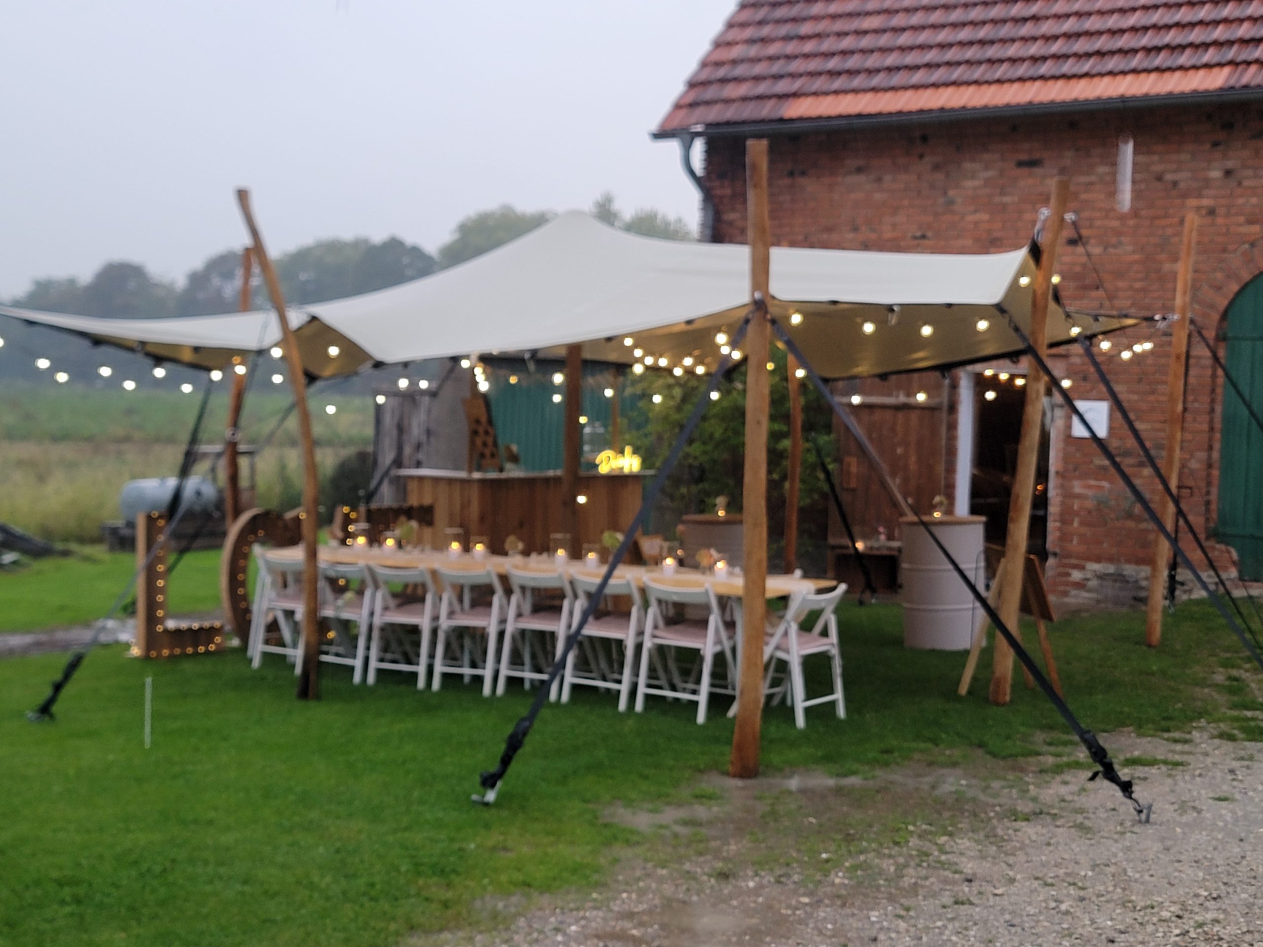 Stretchzelt 6,5×5 m (bis 50 Personen) mieten – OWL / Borgholzhausen, ab 360 €