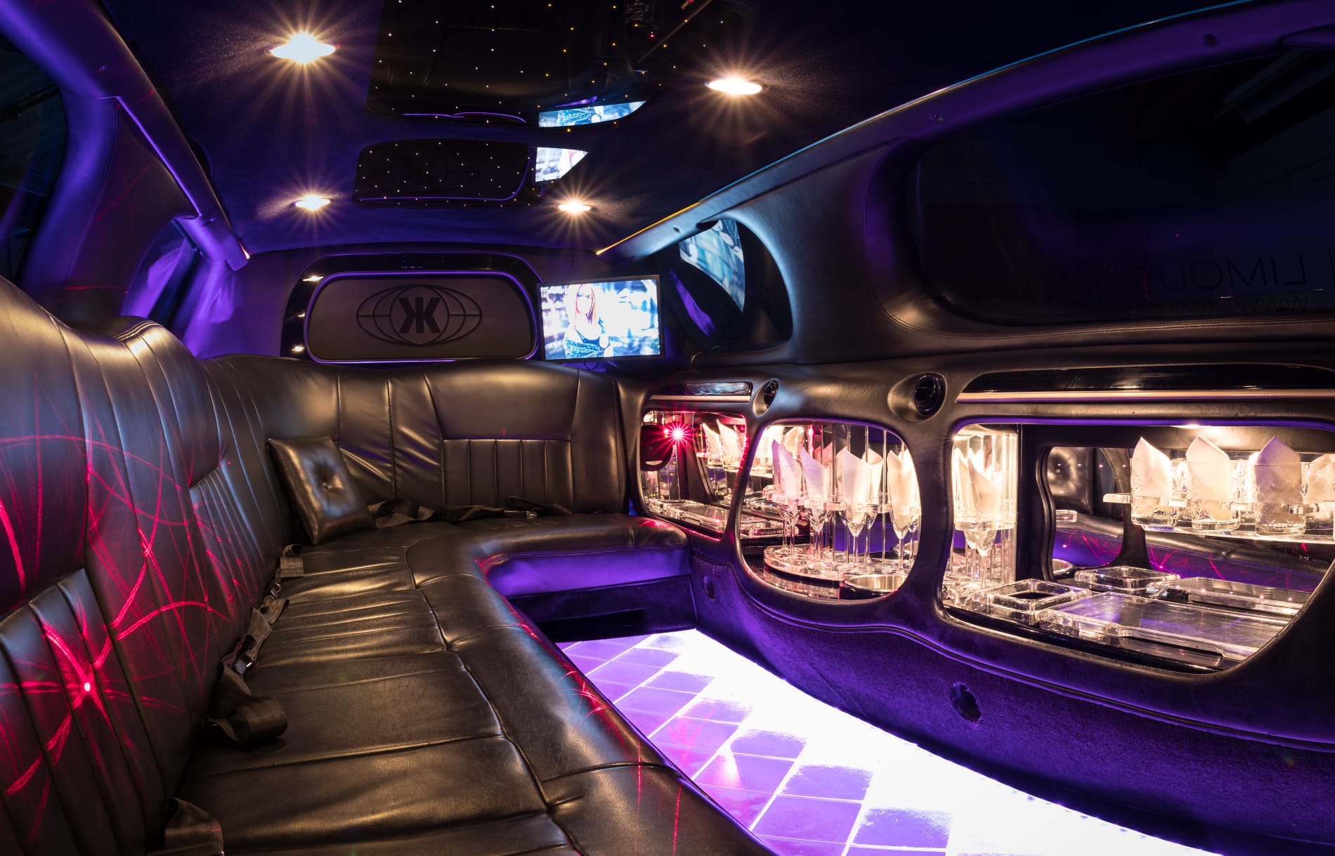 10% Rabatt! | Stretchlimousine mieten im ganzen Saarland & RLP | 25Km An sowie Abfahrt KOSTENLOS – 3