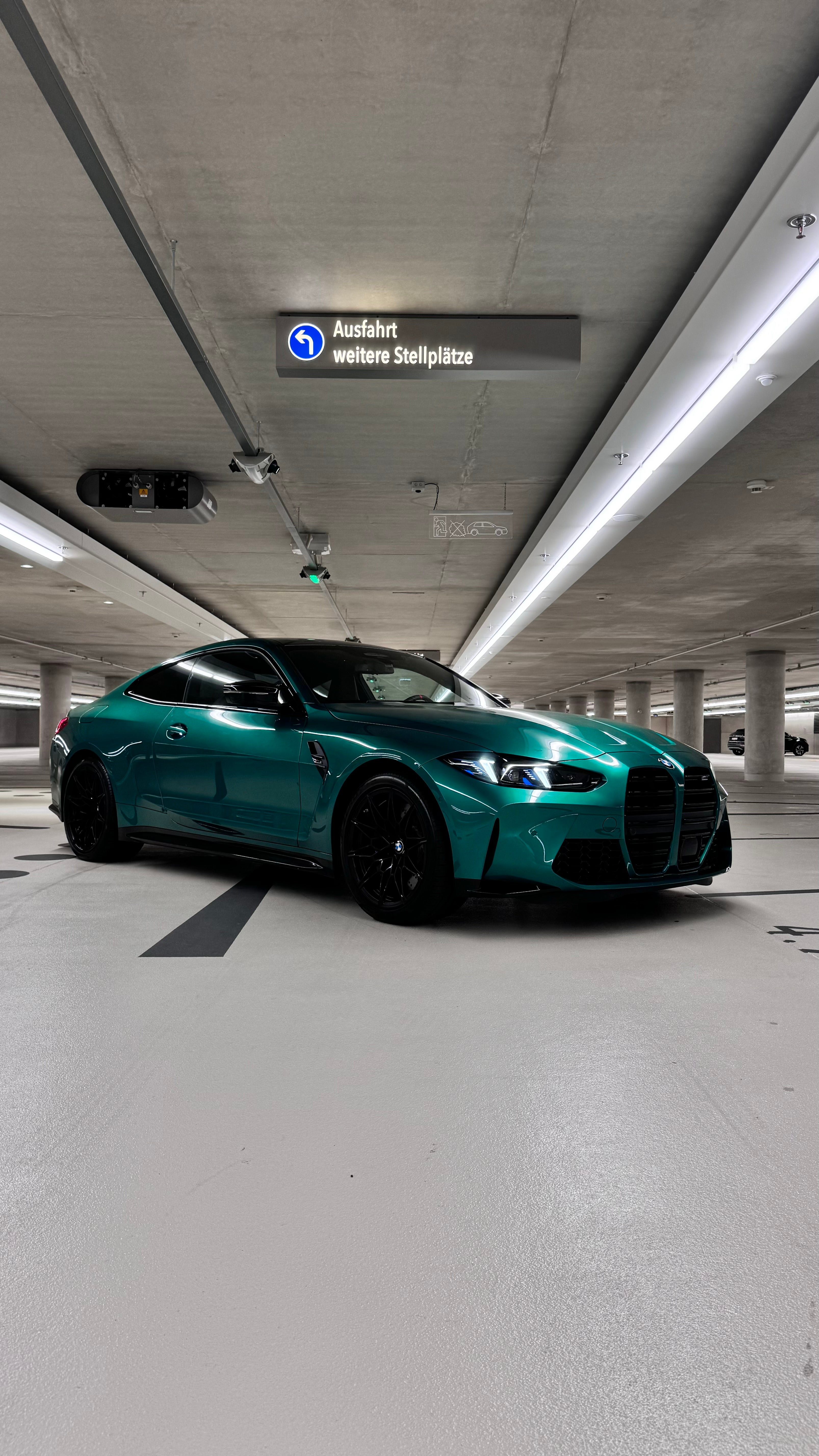 BMW M4 Competition Coupé – 2