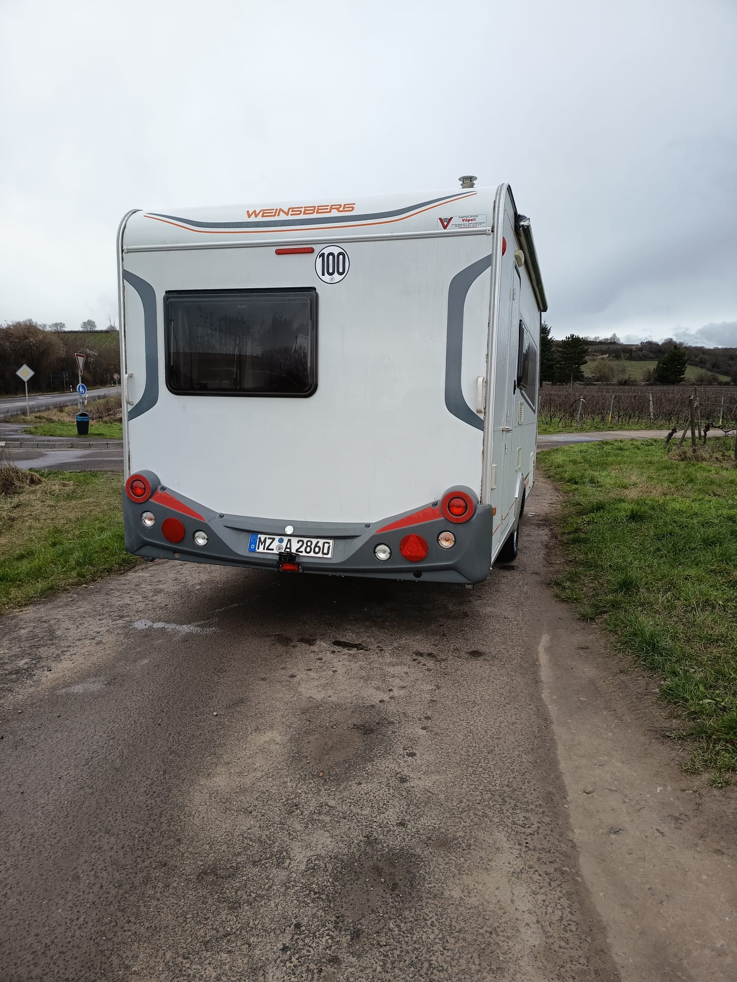 Wohnwagen Weinsberg CaraOne 440 FD – 4