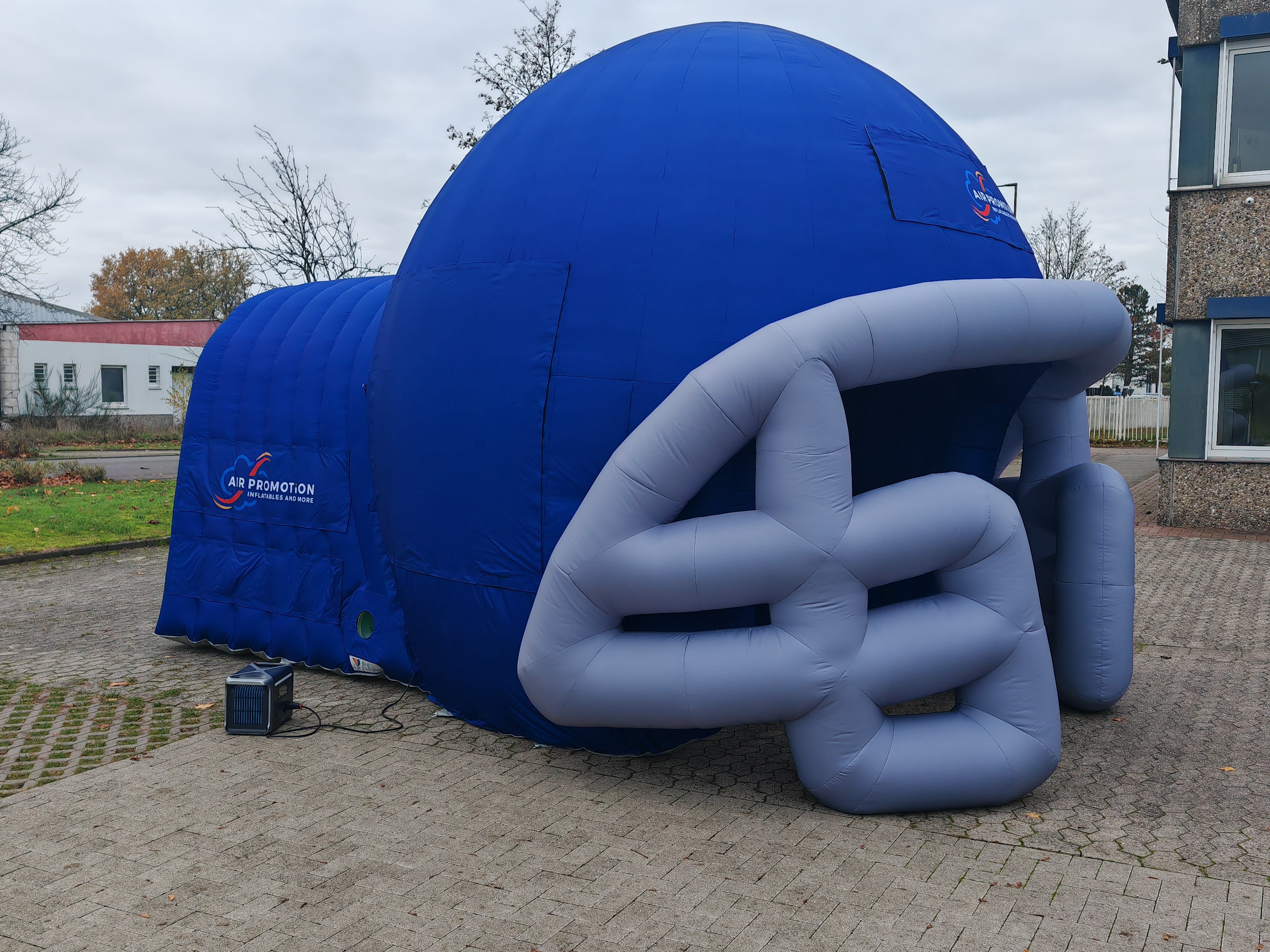 Aufblasbarer Einlauftunnel - als American Football-Helm – 3