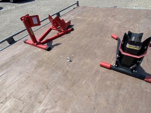 Motorrad Anhänger Transporter Plateau für 4 Motorräder Inkl. Wippen – 4